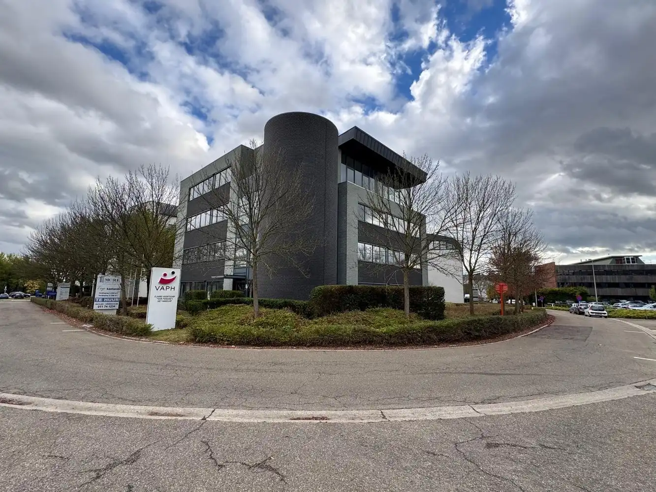 1.786 m² kantoren met 54p foto 19