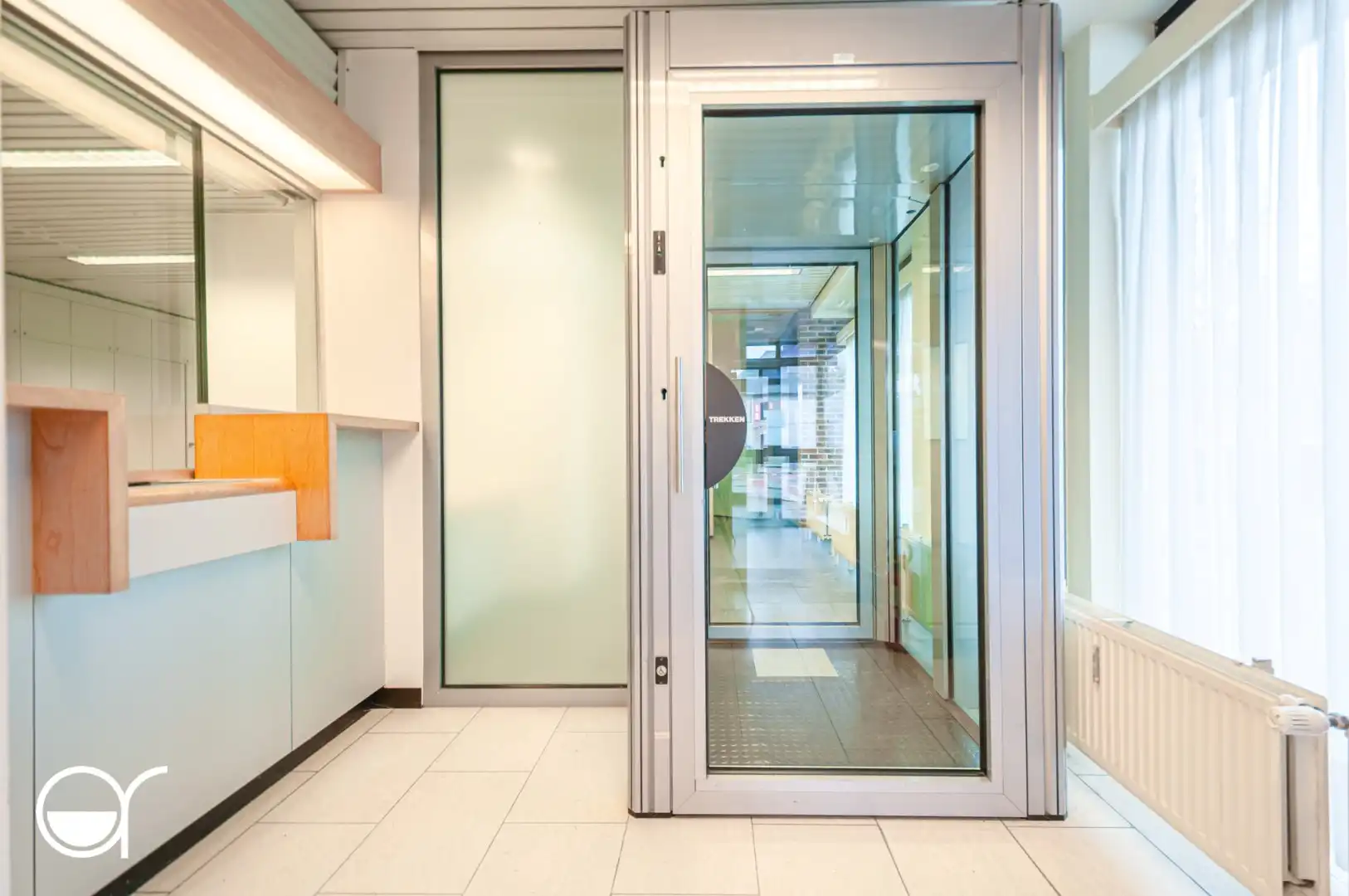 Multifunctioneel gebouw in het centrum van Kaprijke foto 11