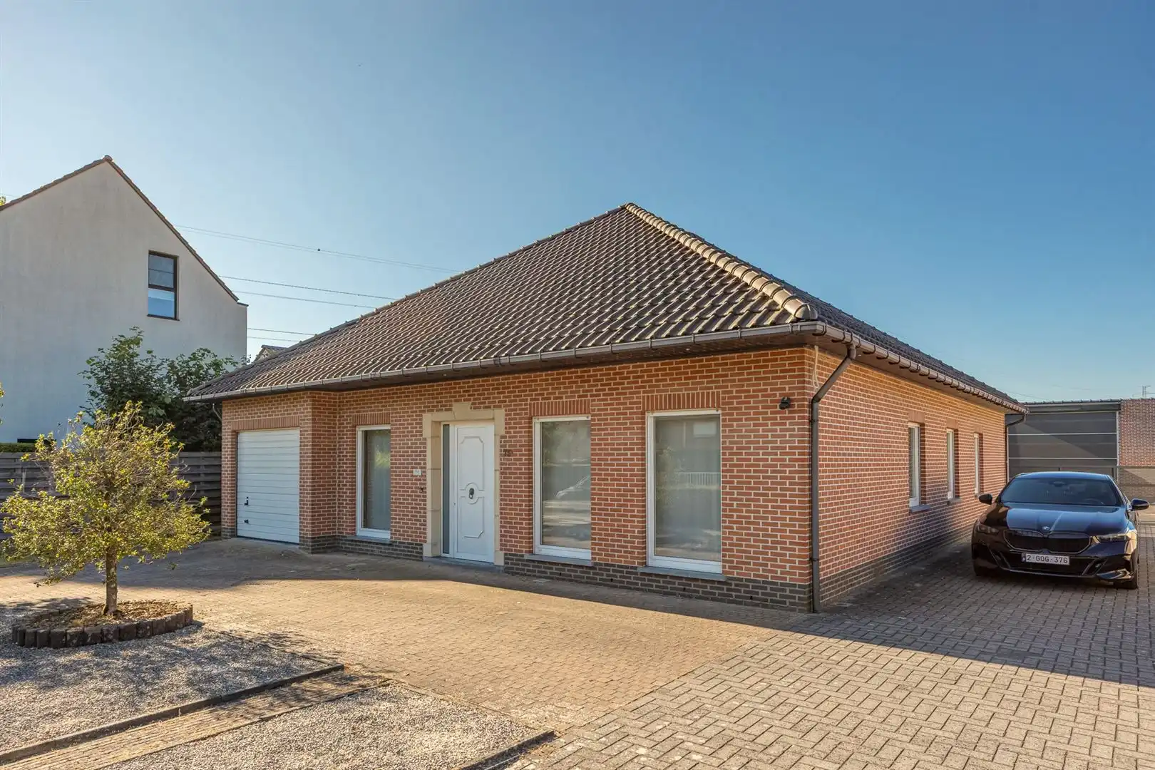 Casco villa met magazijn  foto 4