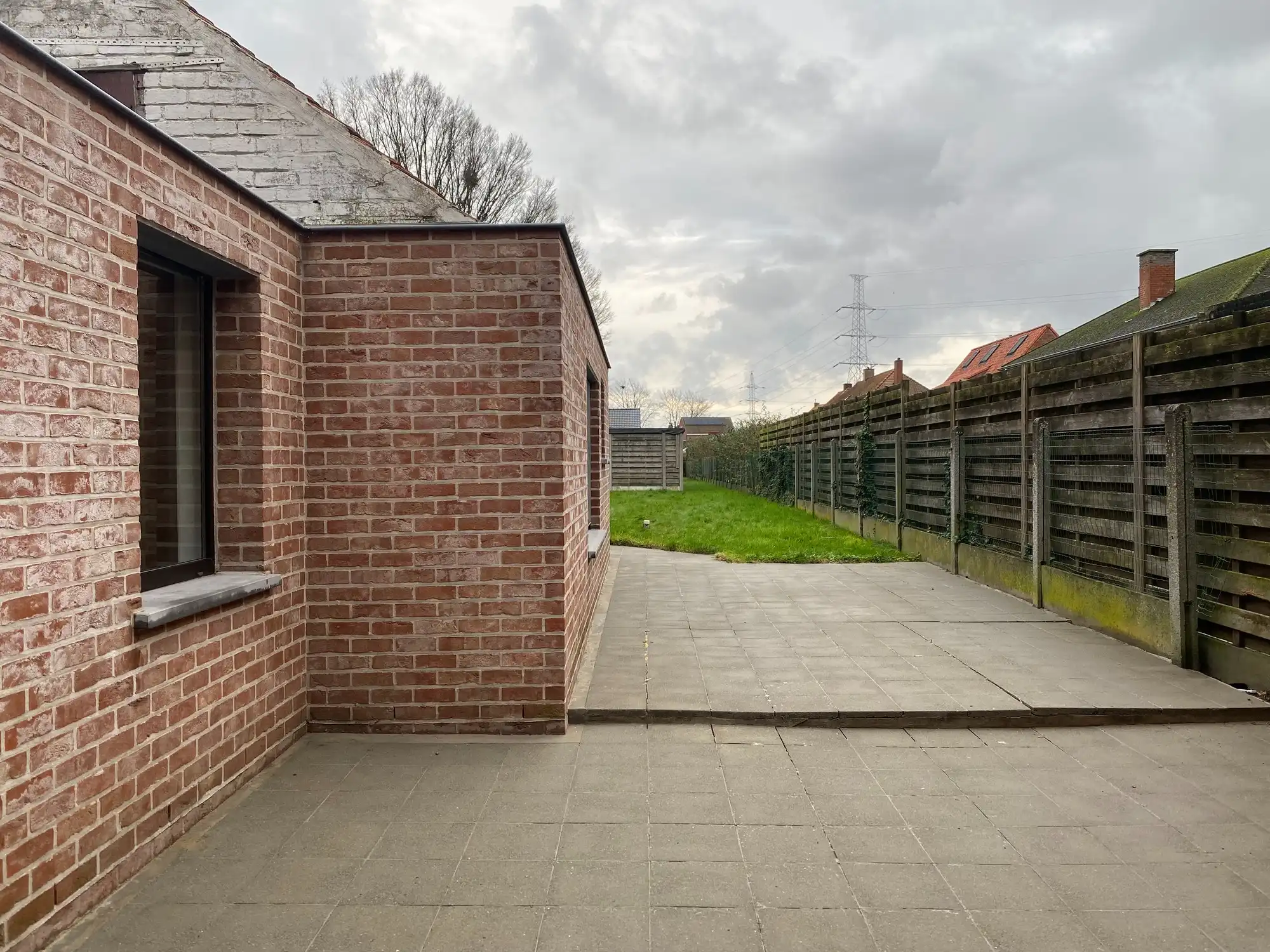 Verzorgde rijwoning nabij centrum | Brugsestraat foto 3
