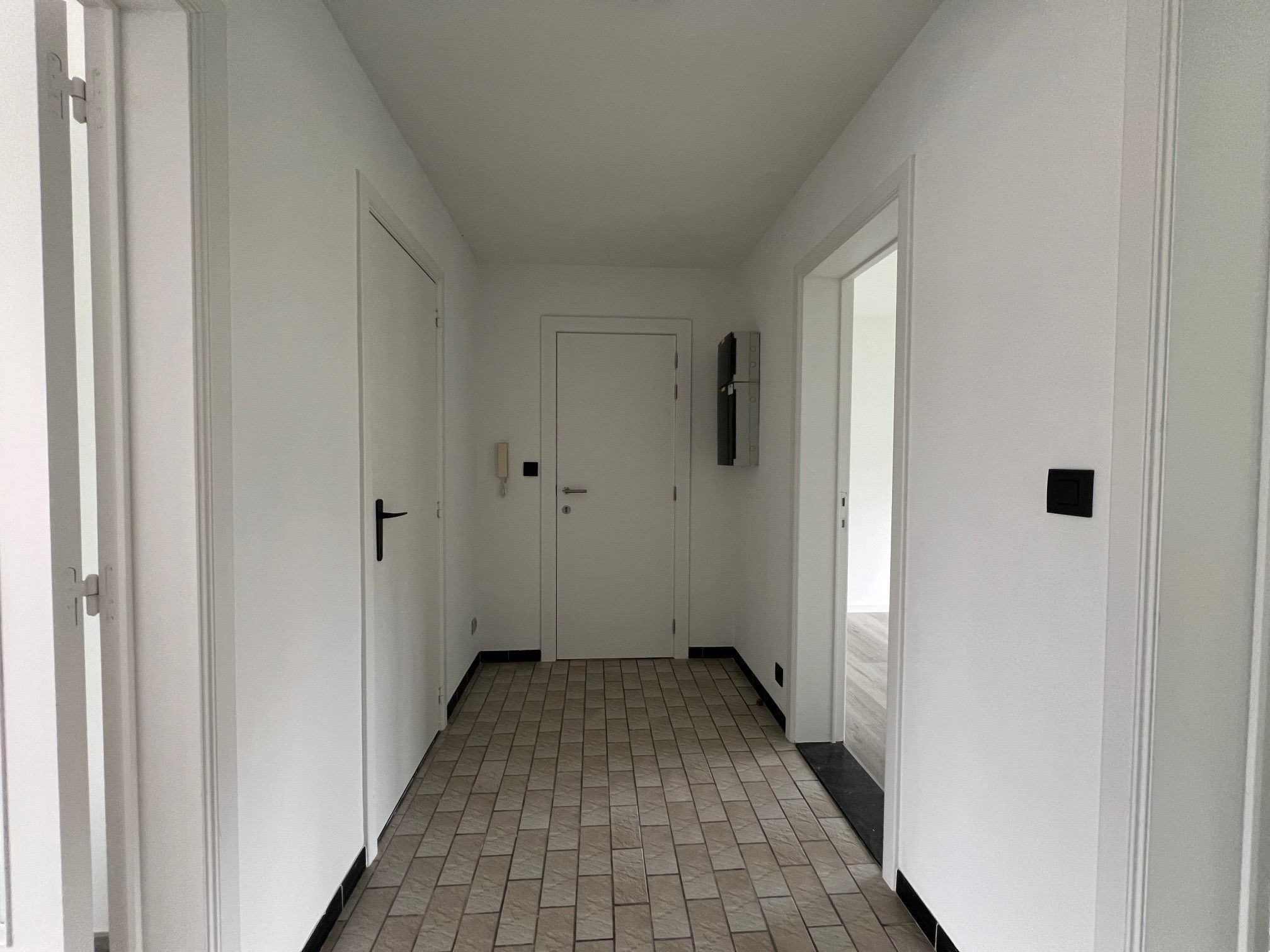 Appartement met 2 slaapkamers nabij centrum van Torhout foto 2