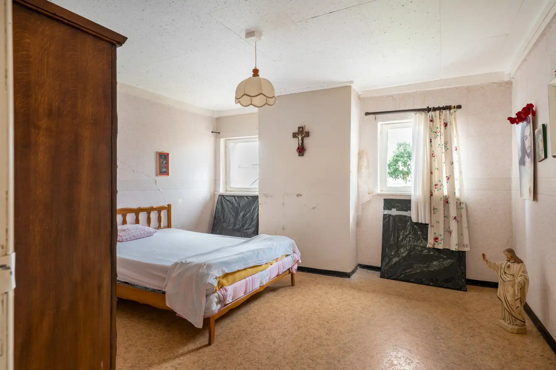 Renovatieproject met woning en opslagloodsen op ca. 7.668m2 foto 7