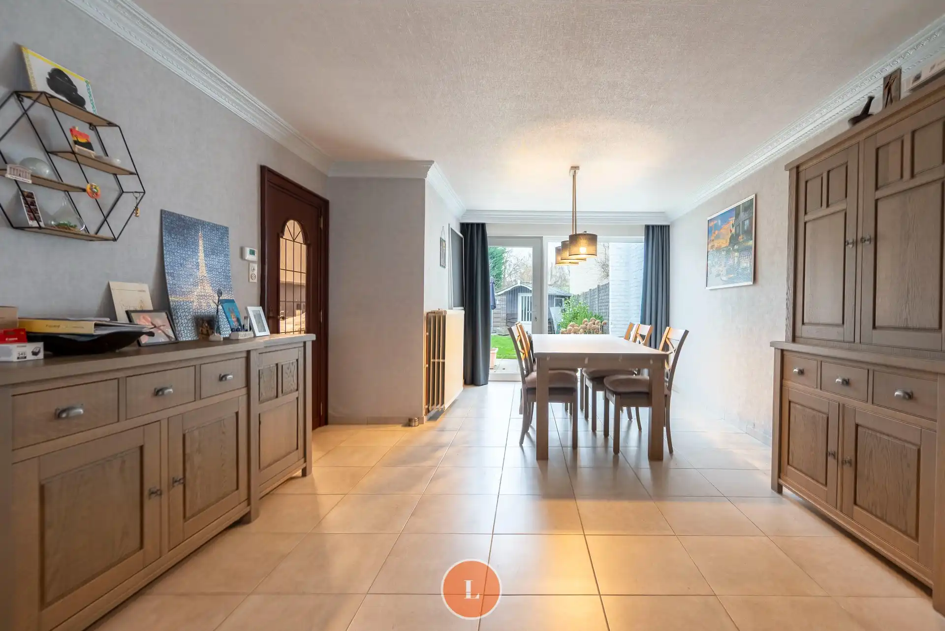 Goed onderhouden halfopen woning met stadstuin foto 2