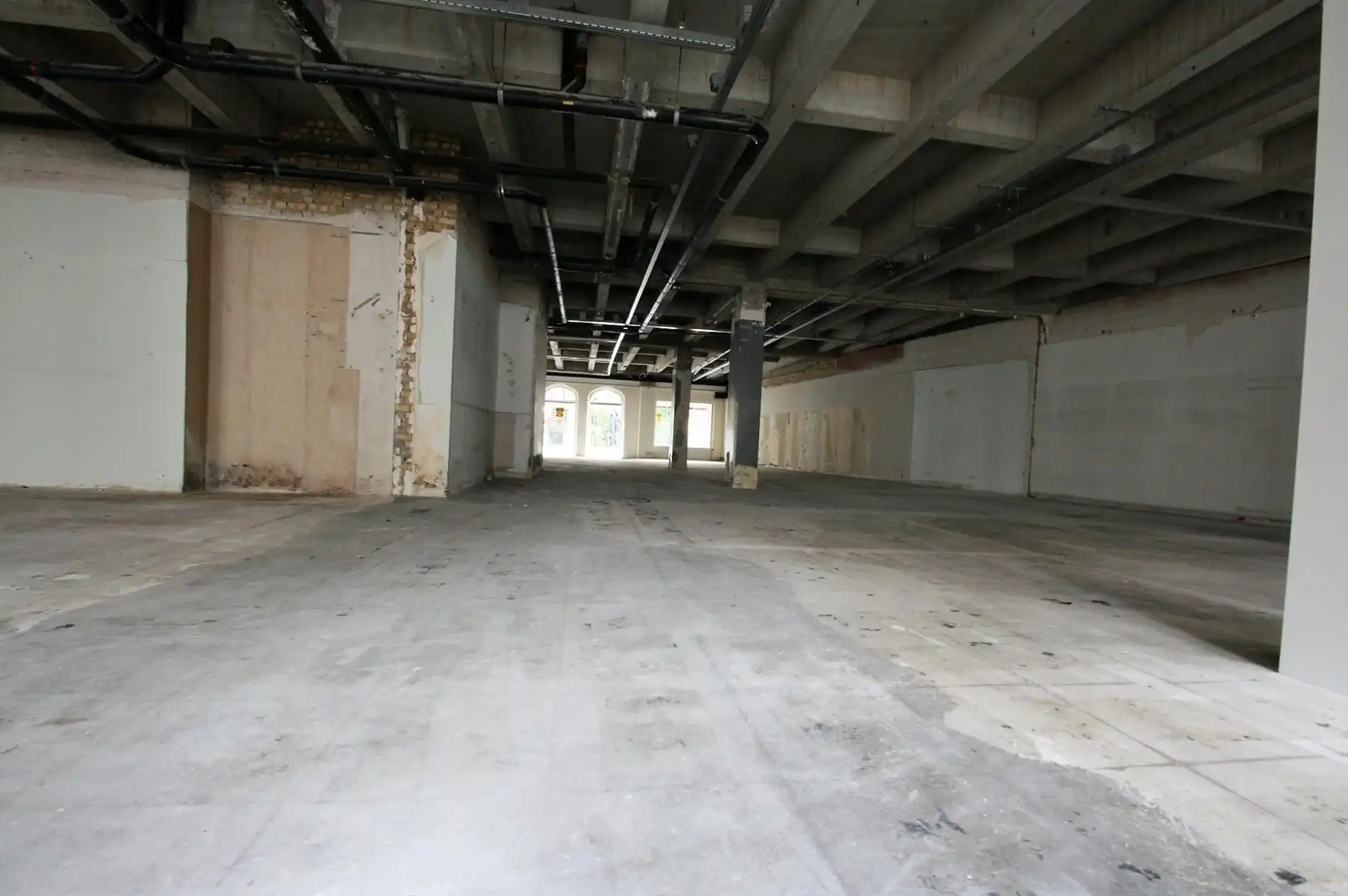 Winkelpand te huur Zilverpand 21 Brugge foto 5