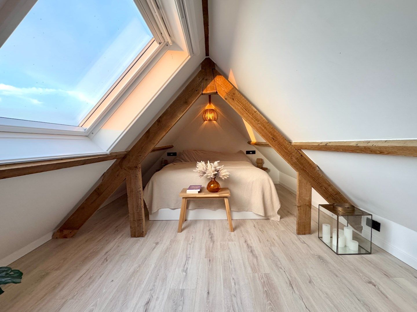 INSTAPKLARE WONING MET 4 SLPKS, TUIN EN GARAGE foto 26