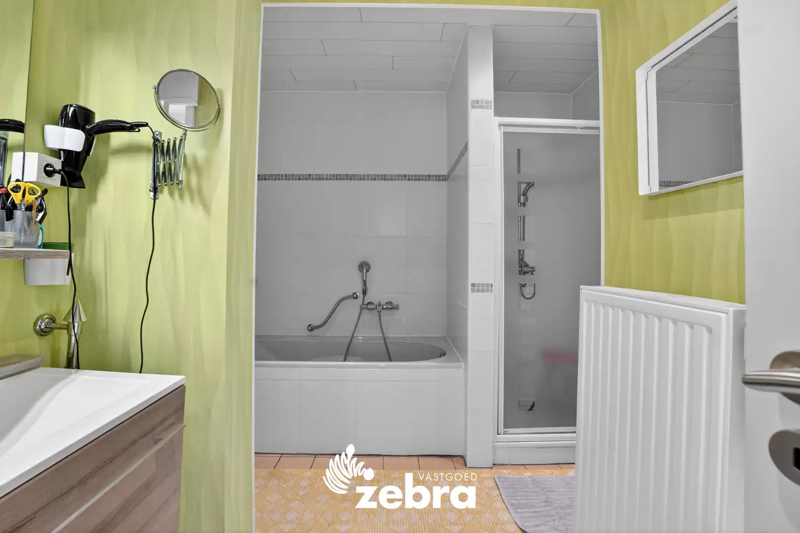 Unieke burgemeesterswoning met authentieke charme, 6 slaapkamers en grote tuin nabij IJzer te Roesbrugge! foto 34