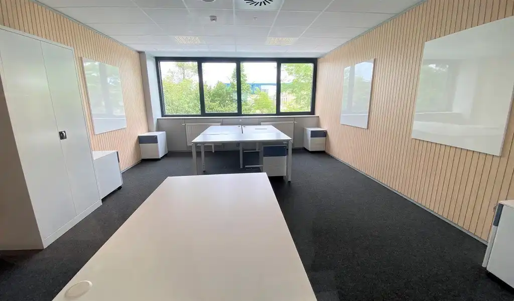 Vernieuwde kantoren te huur op toplocatie in Zwijnaarde foto 5