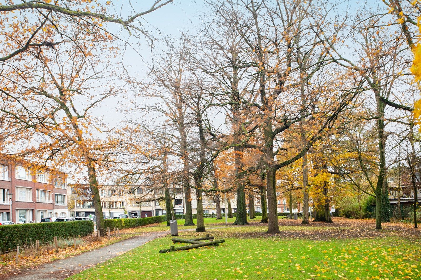 Charmant gelijkvloers appartement met tuin foto 3