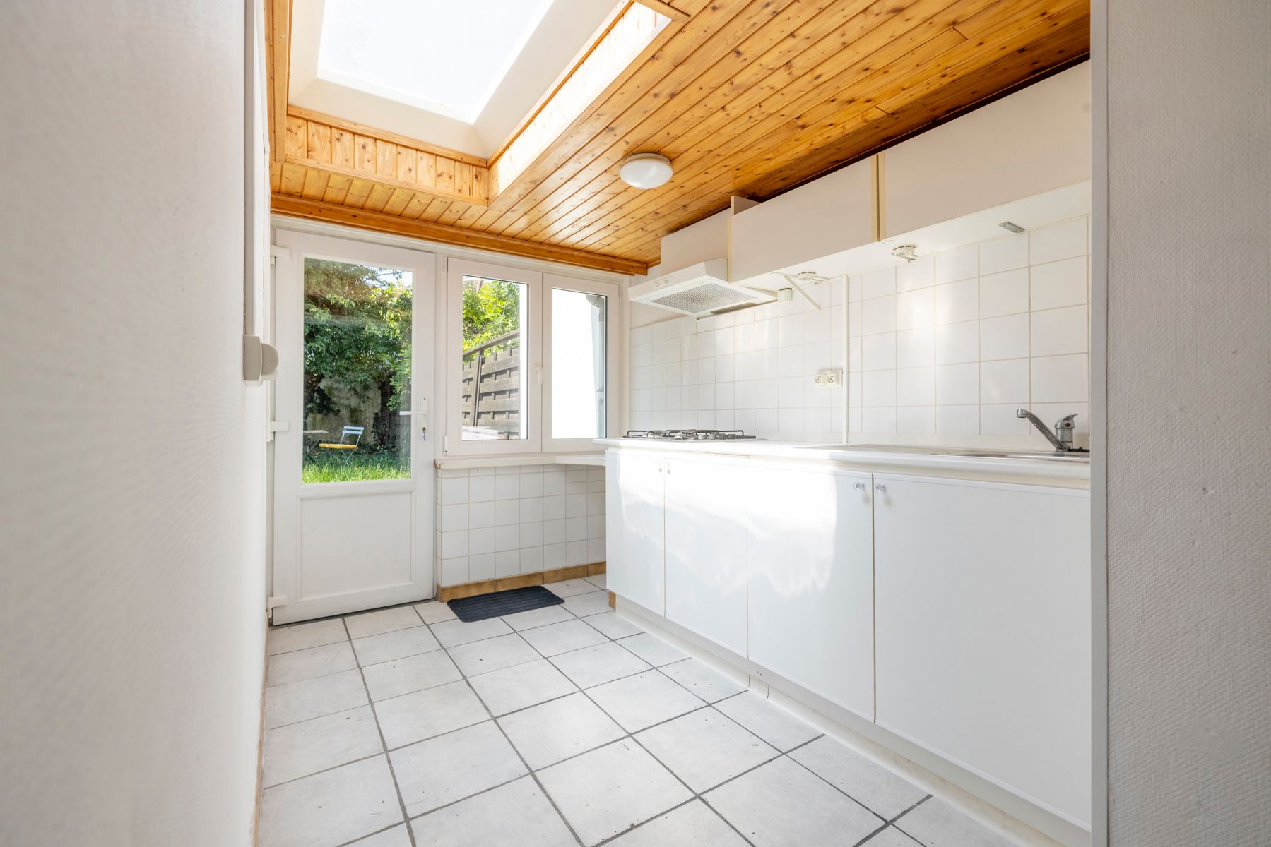 Woning met 3 slaapkamers en zonnige tuin te koop! foto 8