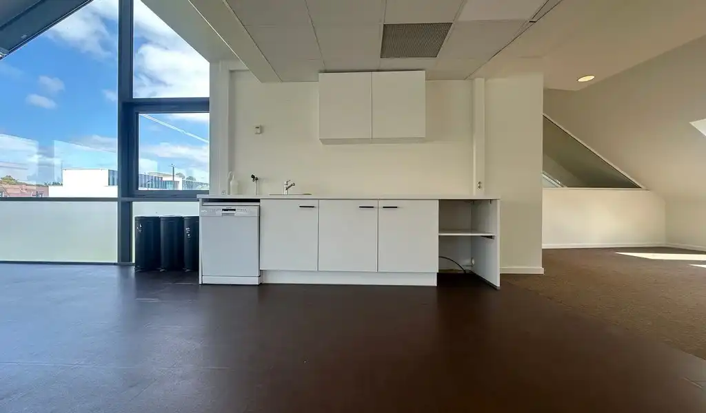 Commercieel gelegen kantoor of showroom in Sint-Martens-Latem foto 9