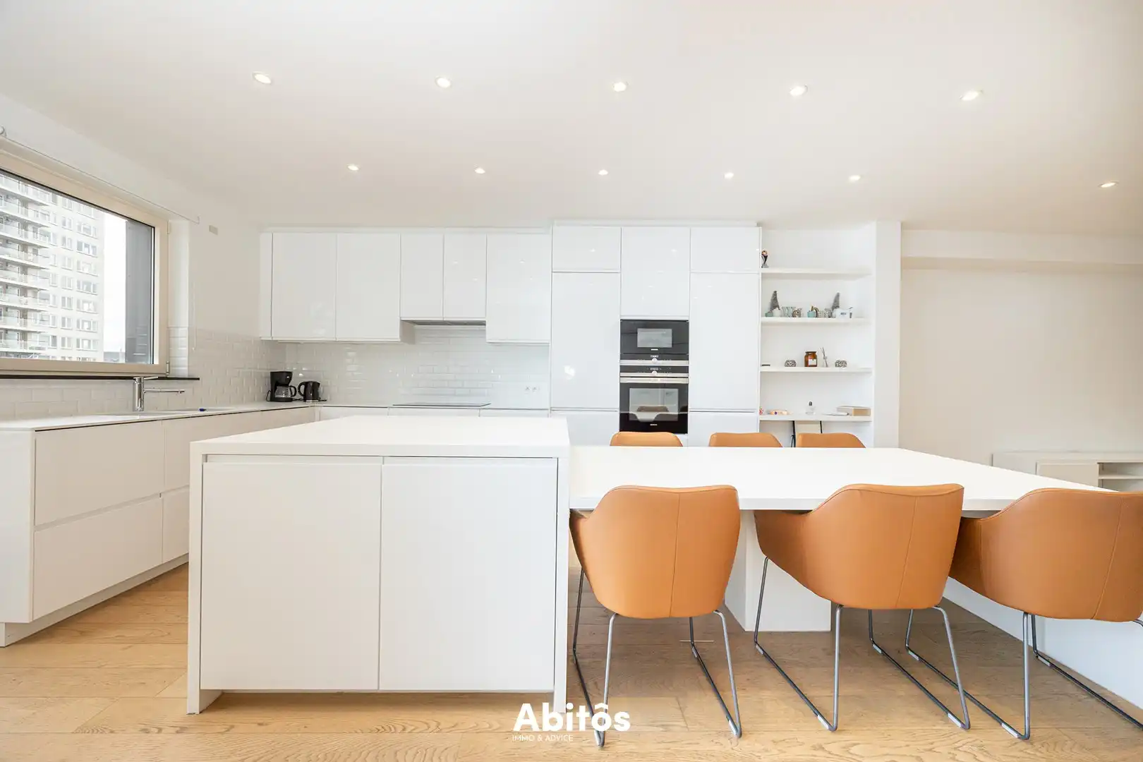 Luxueus gemeubeld penthouse met zicht op de Leie en de Gentse torens foto 10