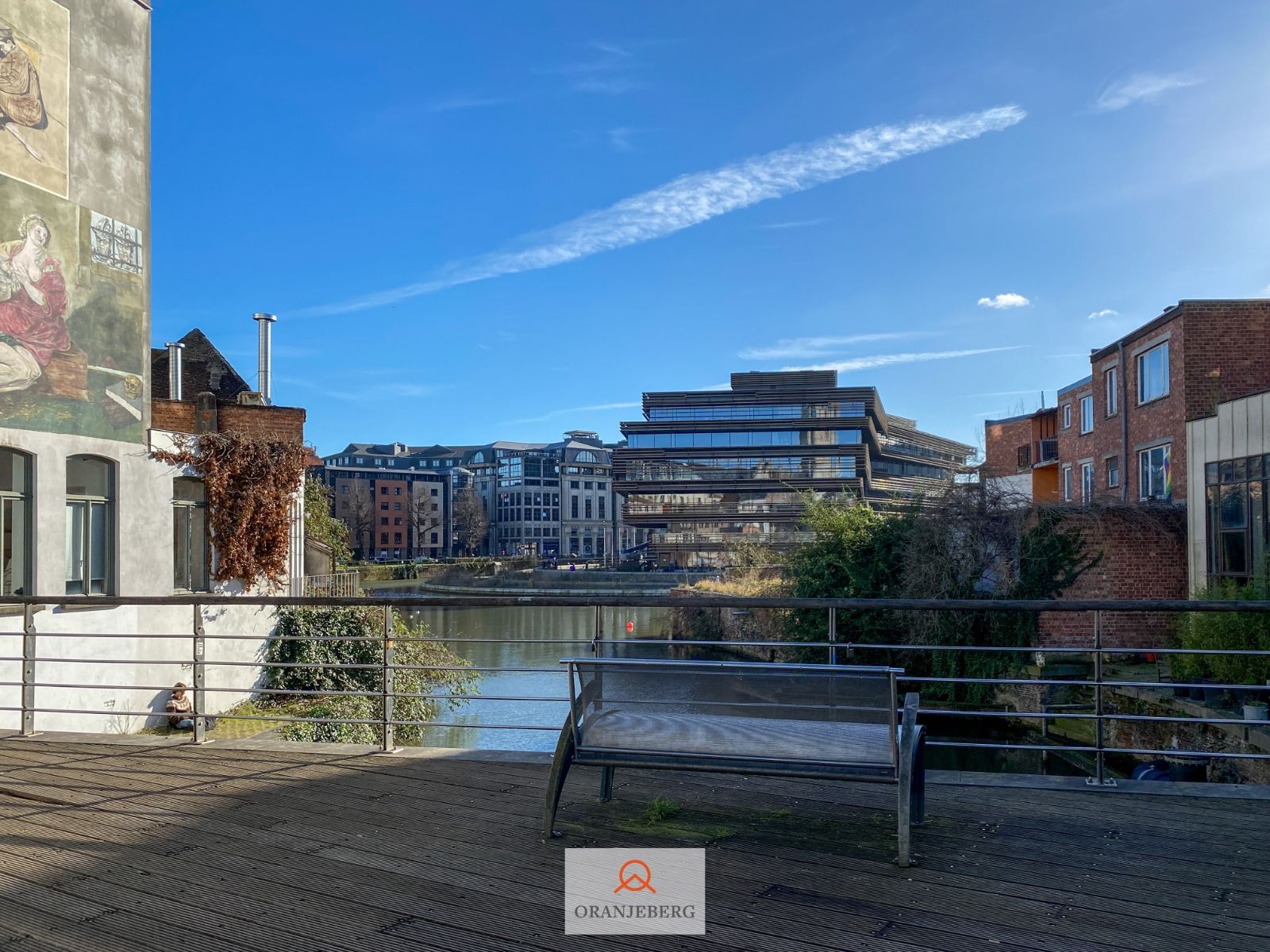 Duplex in hartje Gent met uitzicht op Krook en Laurentplein foto 24