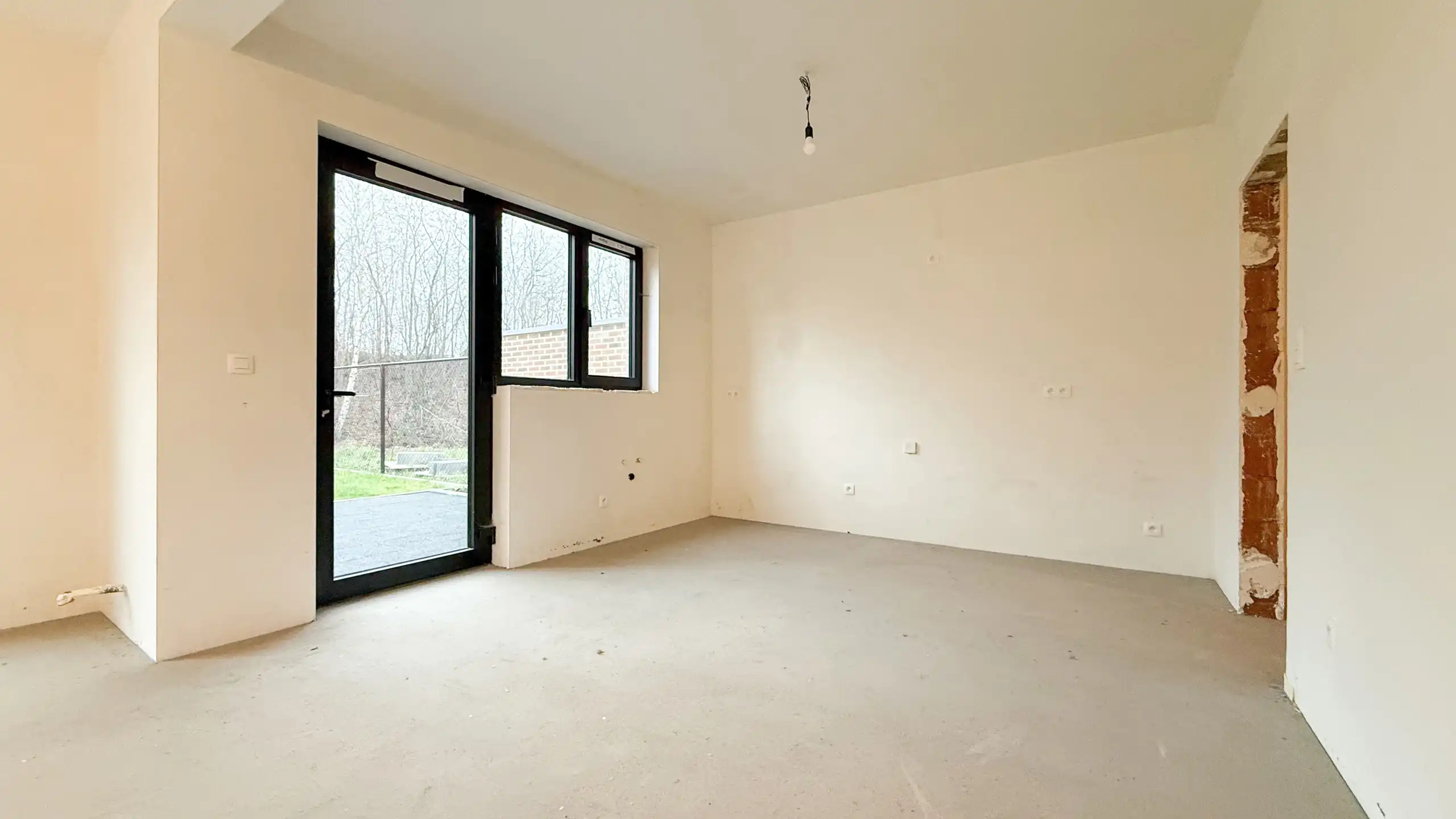 Volledig afgewerkte landelijke woning aan 2% Registratie! foto 7