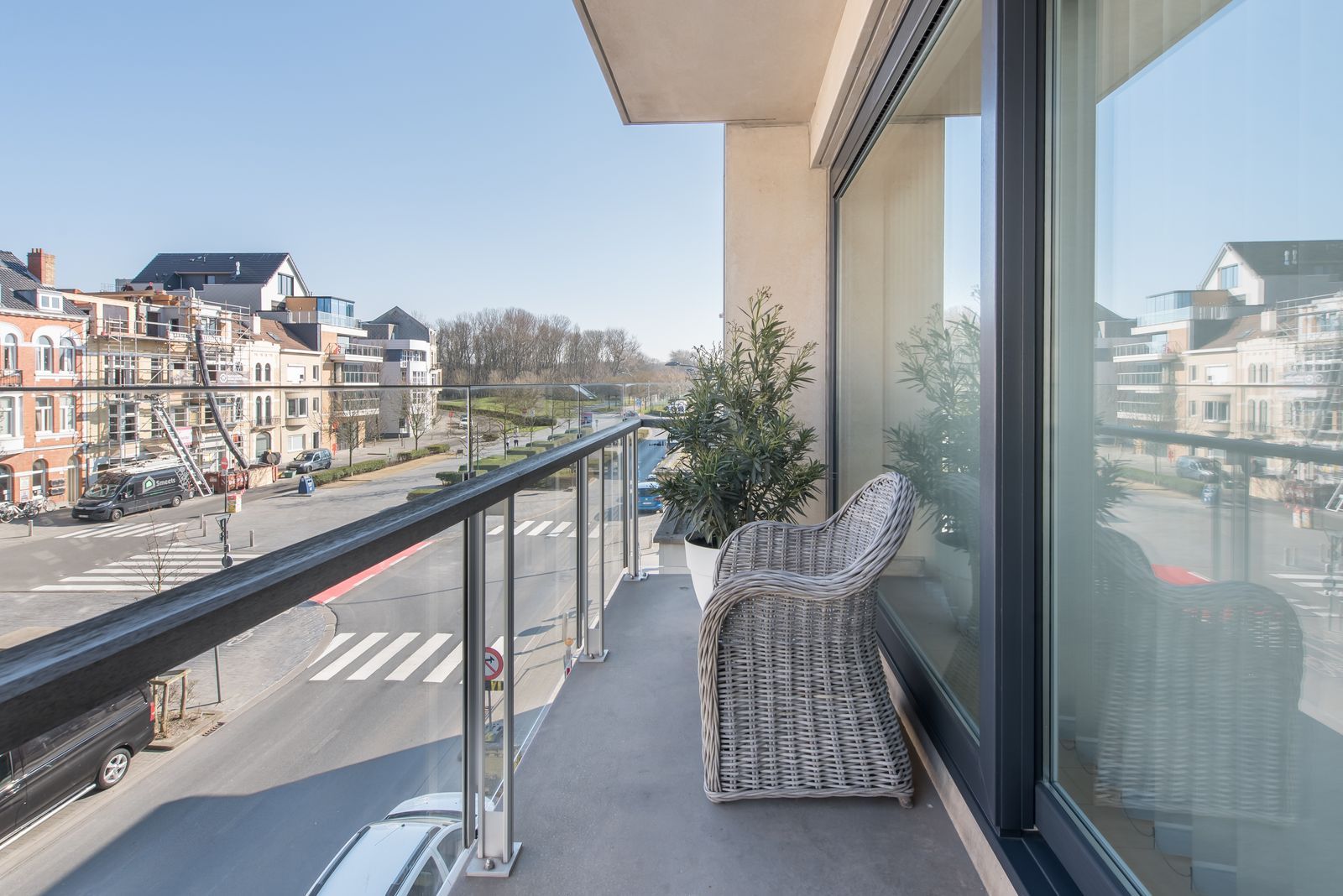 Recent en modern appartement met 3 slpk en zonnig terras ! foto 2