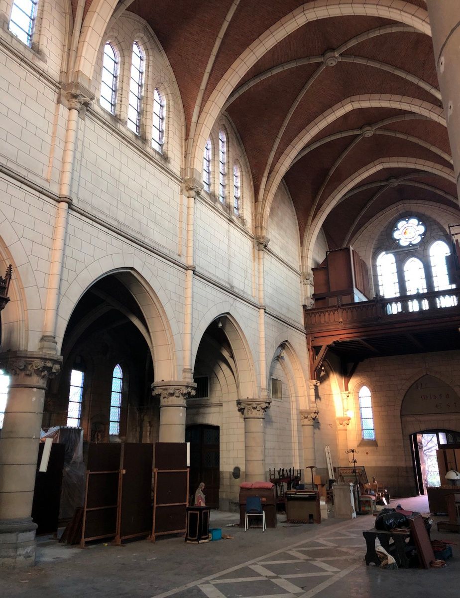 KERK met bouwgrond en pastorij foto 22