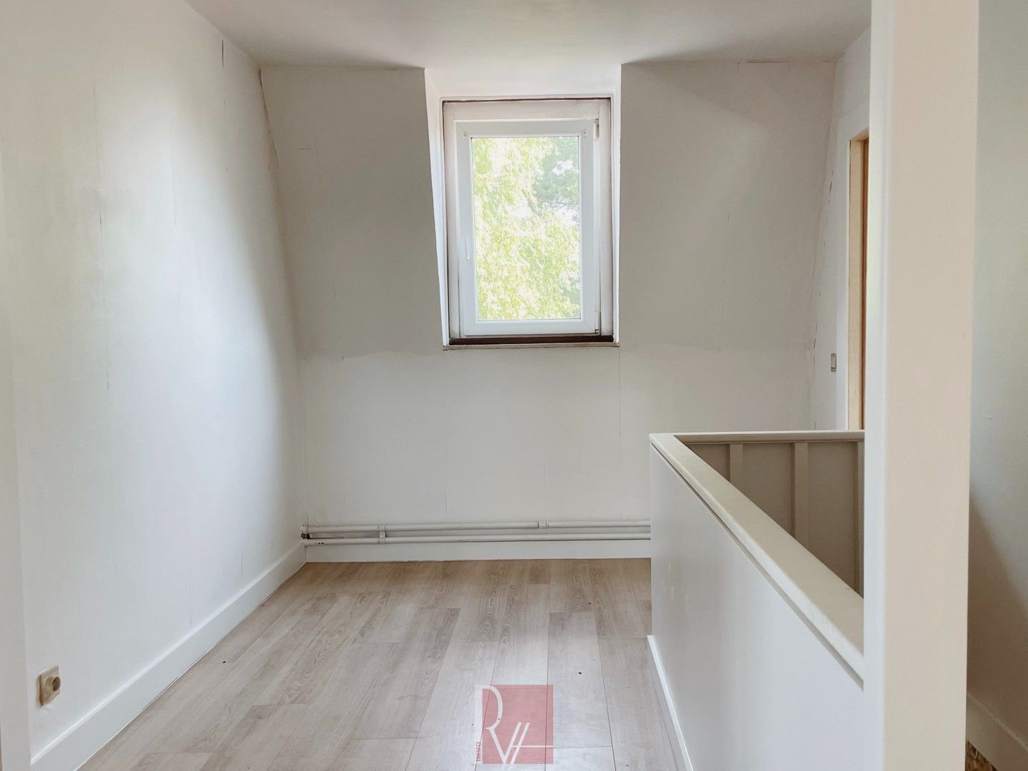Landelijk gelegen woning met 5 slaapkamers te Meulebeke foto 5