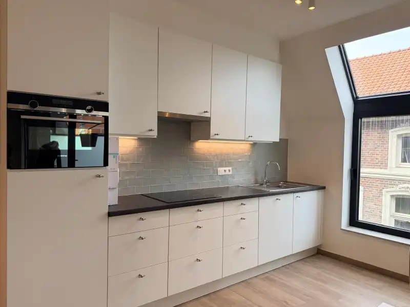 SERVICEFLAT MET GEZELLIG TERRAS foto 3