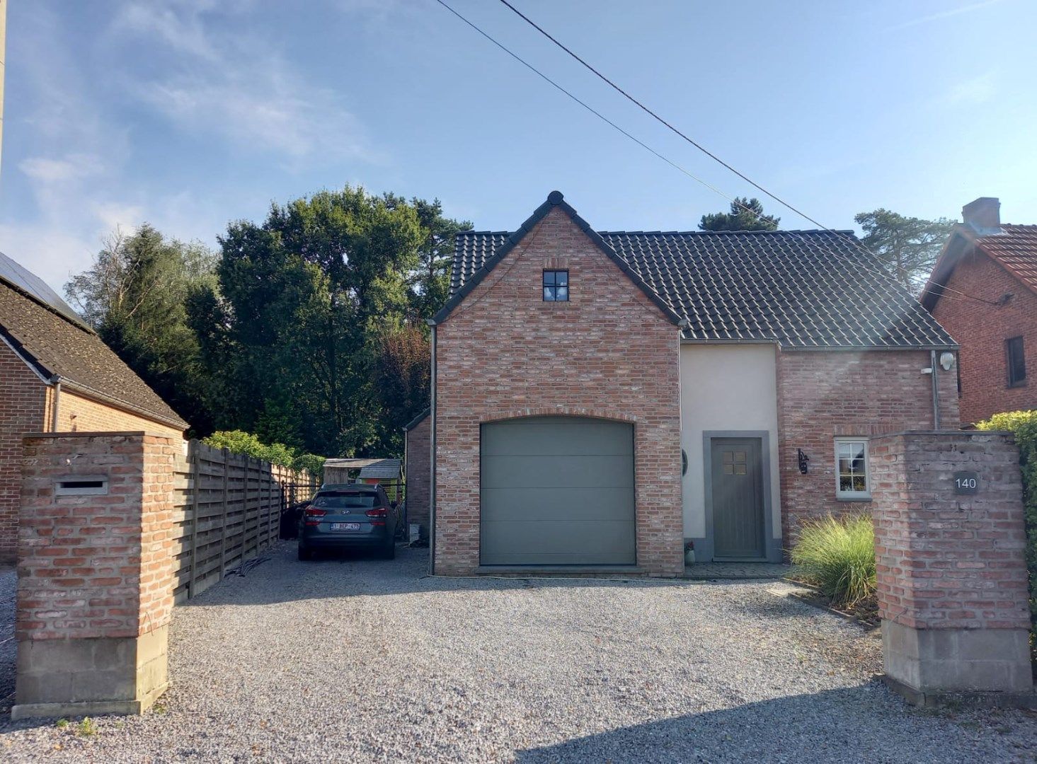 Prachtig afgewerkte  woning met 3 slaapkamers foto 2