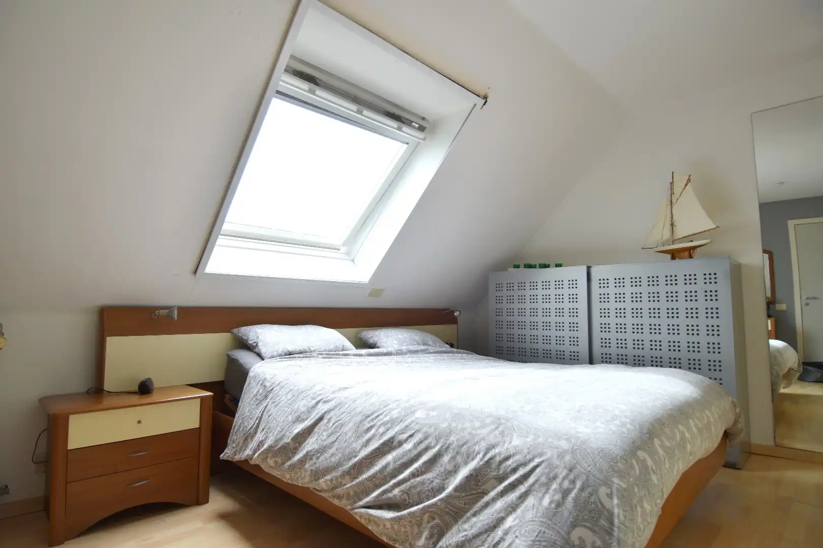 Rustig gelegen open bebouwing met 4 slaapkamers te Gullegem foto 9