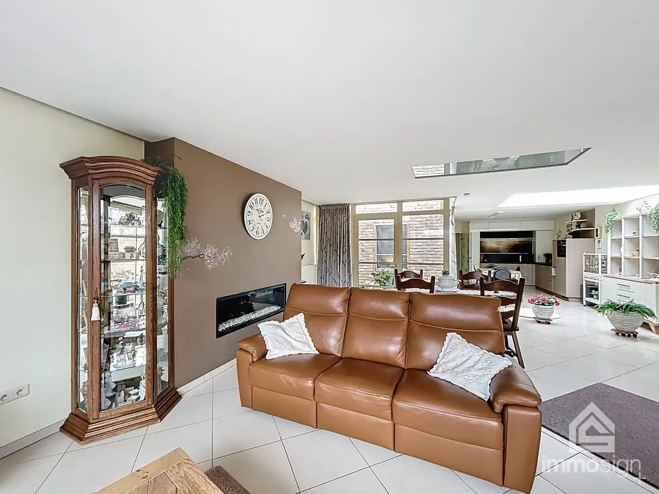 Instapklaar gelijkvloers appartement met buitenruimte, carport en 2 slaapkamer te Peer centrum foto 11