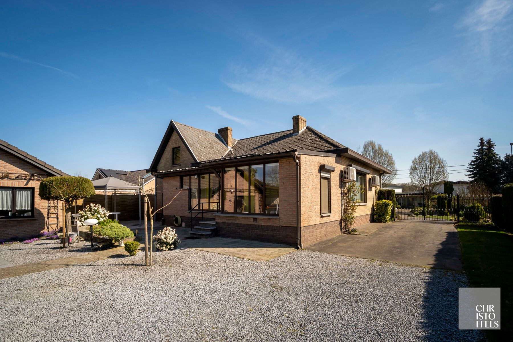 Te renoveren woning op een ruim perceel (1875m²) in Lanaken! foto 18