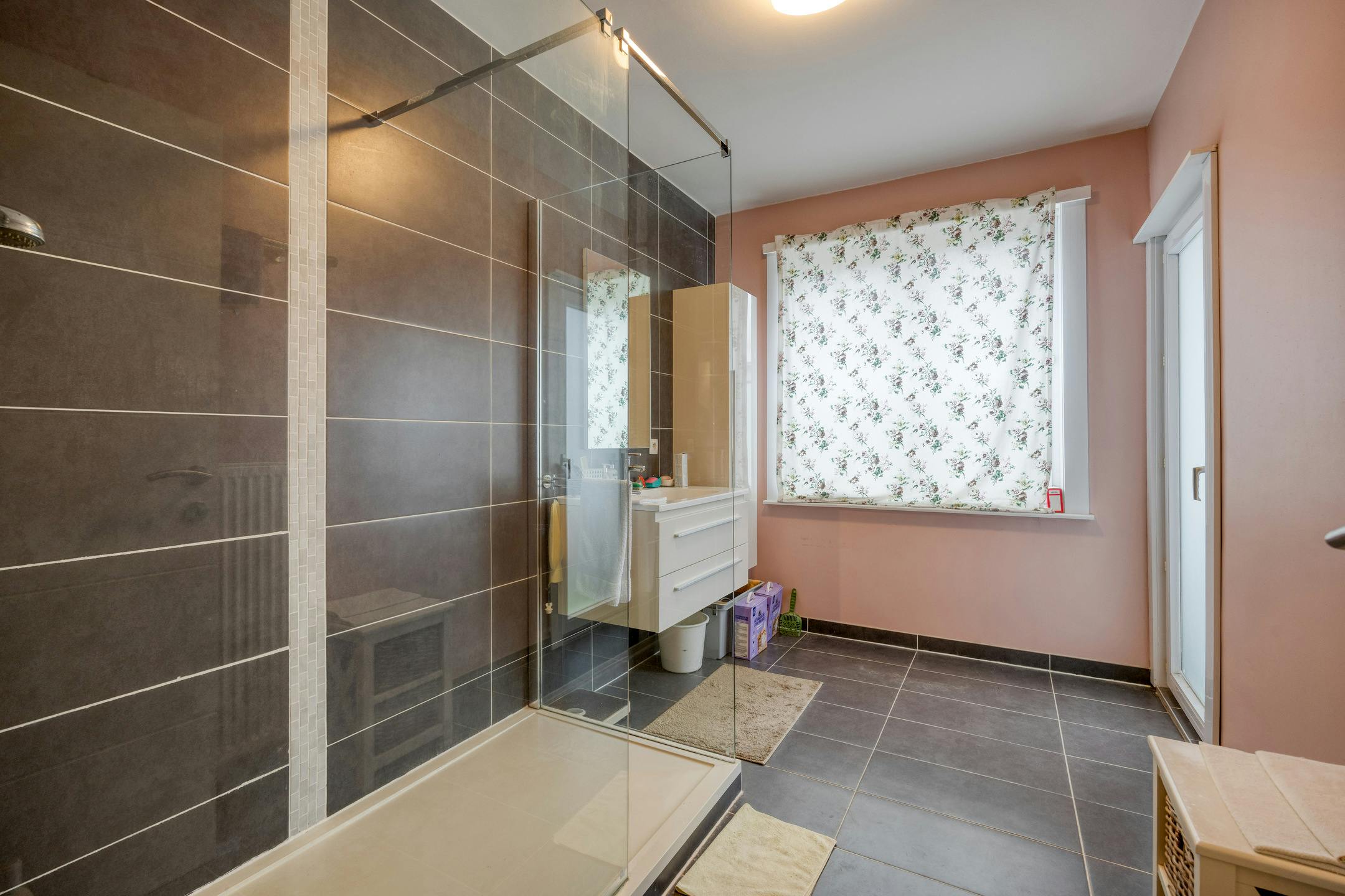 Energiezuinig appartement mét garage te koop in Merksem  foto 13