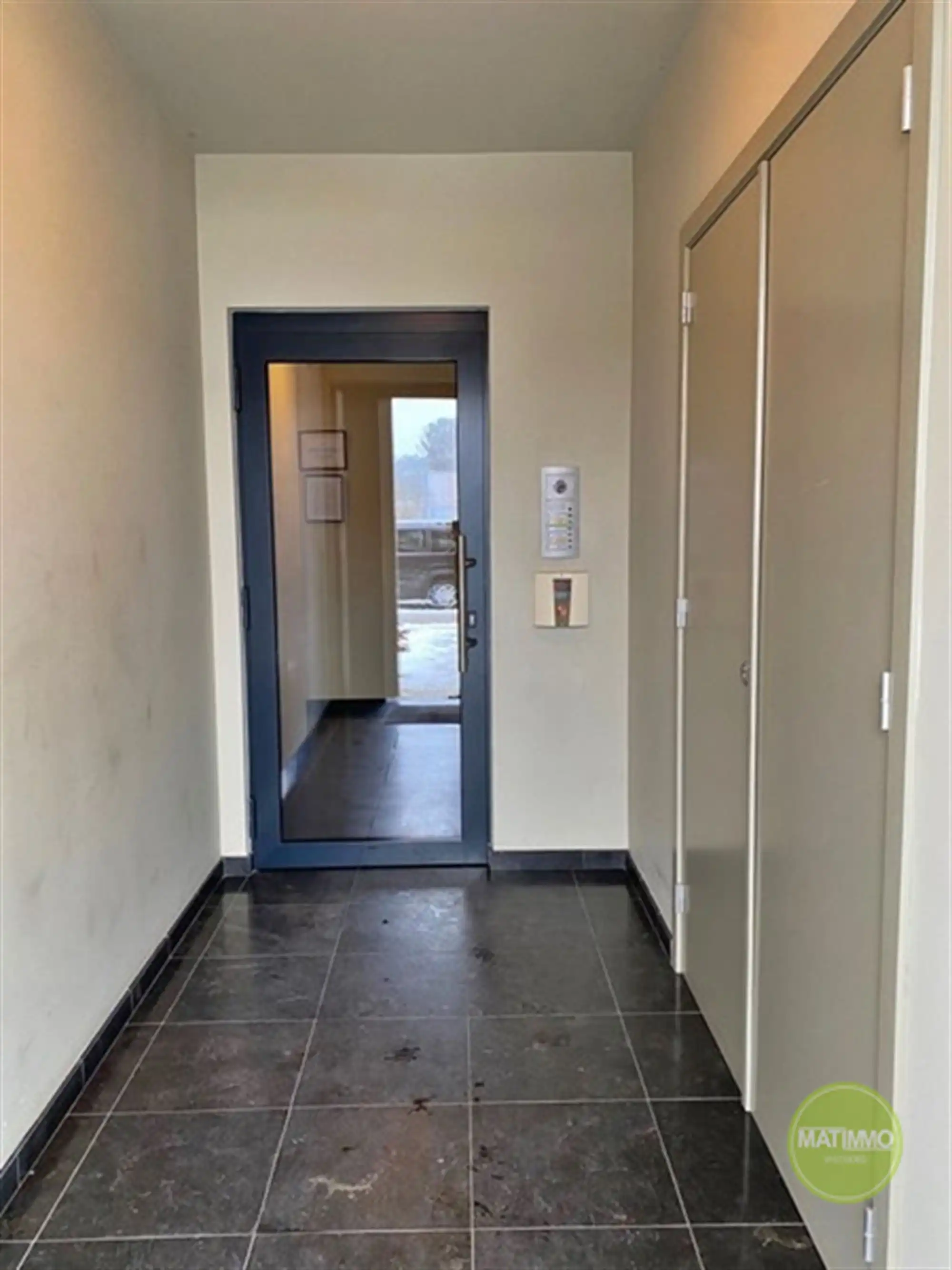 Appartement met 3 slaapkamers, terras én garagebox te Mol. foto 14