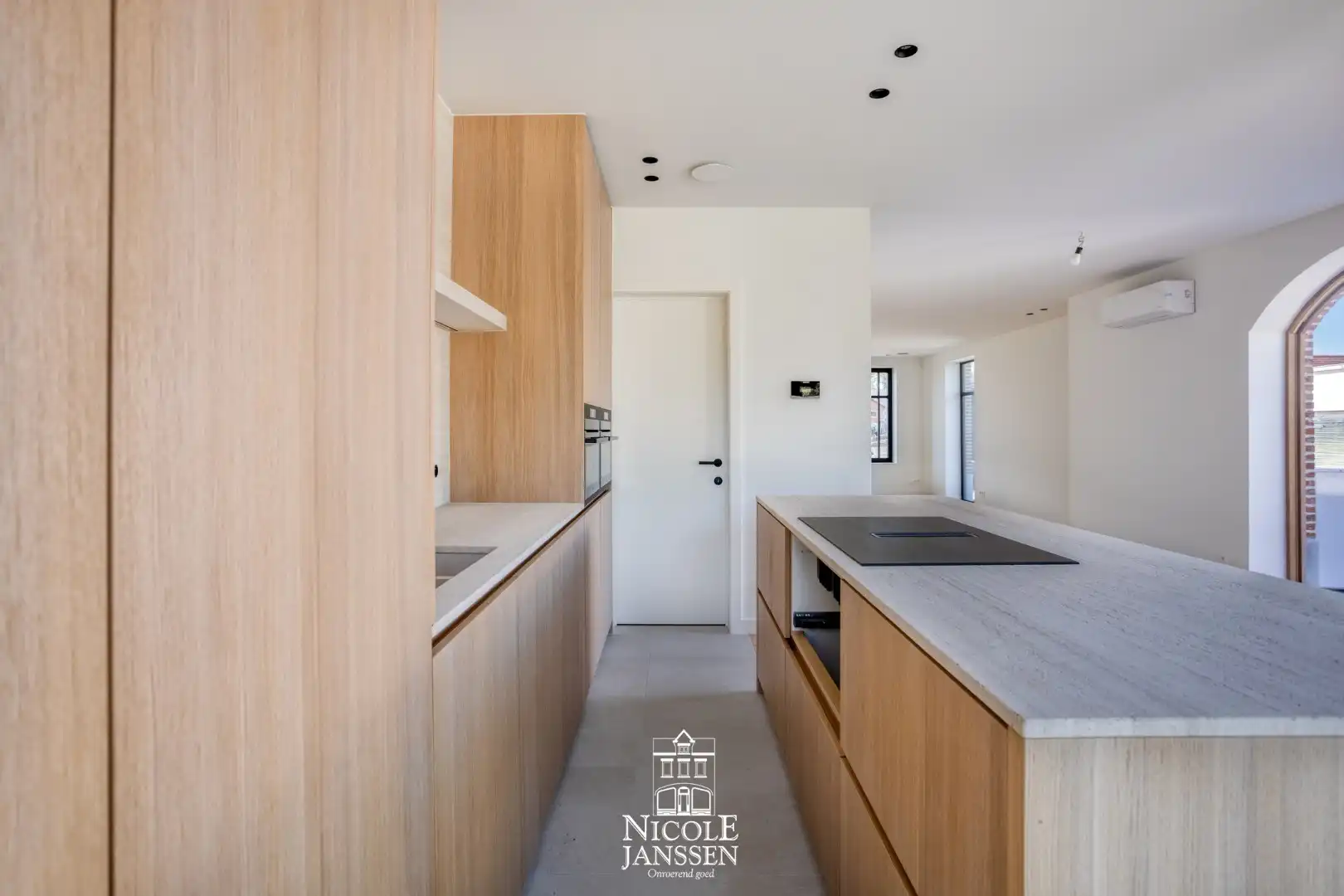Nieuwbouwwoning van 194m² foto 10