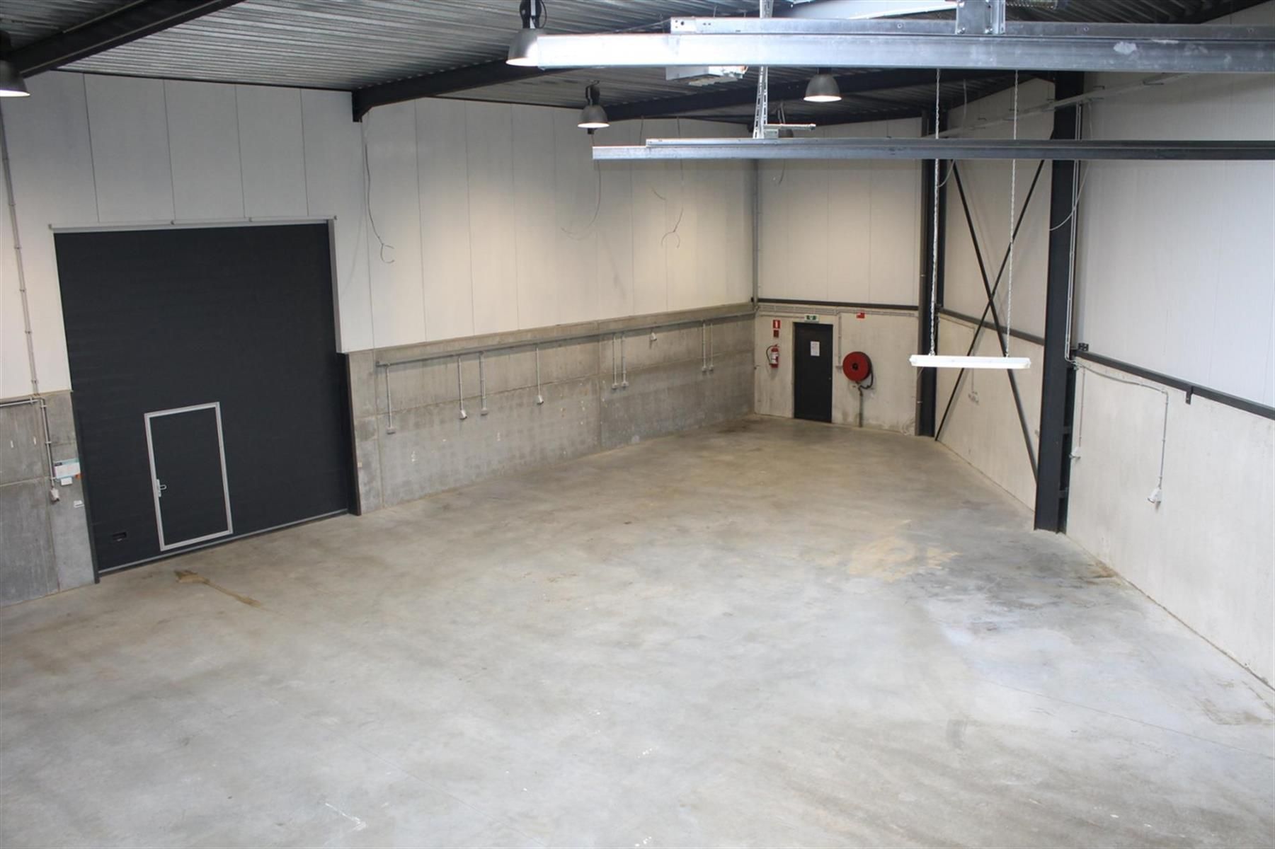 Opslag - / bedrijfsruimte van 263m². foto 9