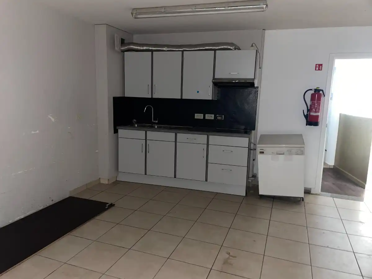 KANTOOR- of PRAKTIJKRUIMTE foto 11