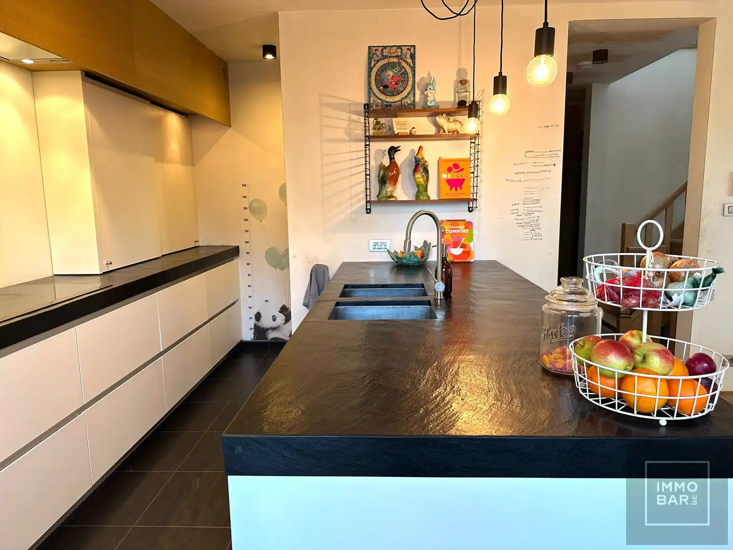 Veelzijdig handelspand met woonst en uitstekende bereikbaarheid foto 17