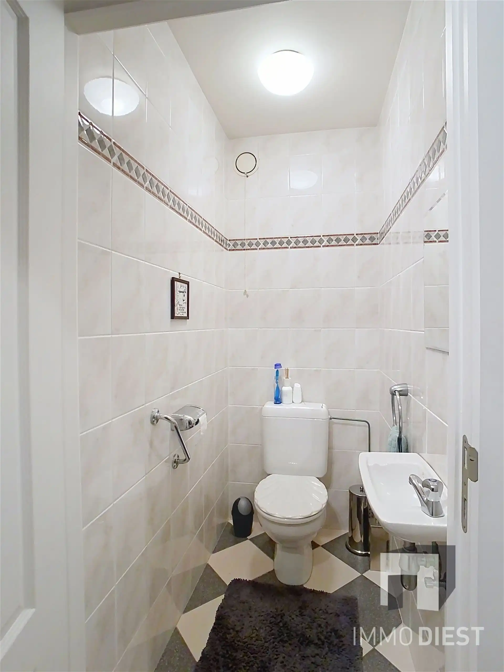 Topligging: gelijkvloers appartement mét garage en kelder foto 28