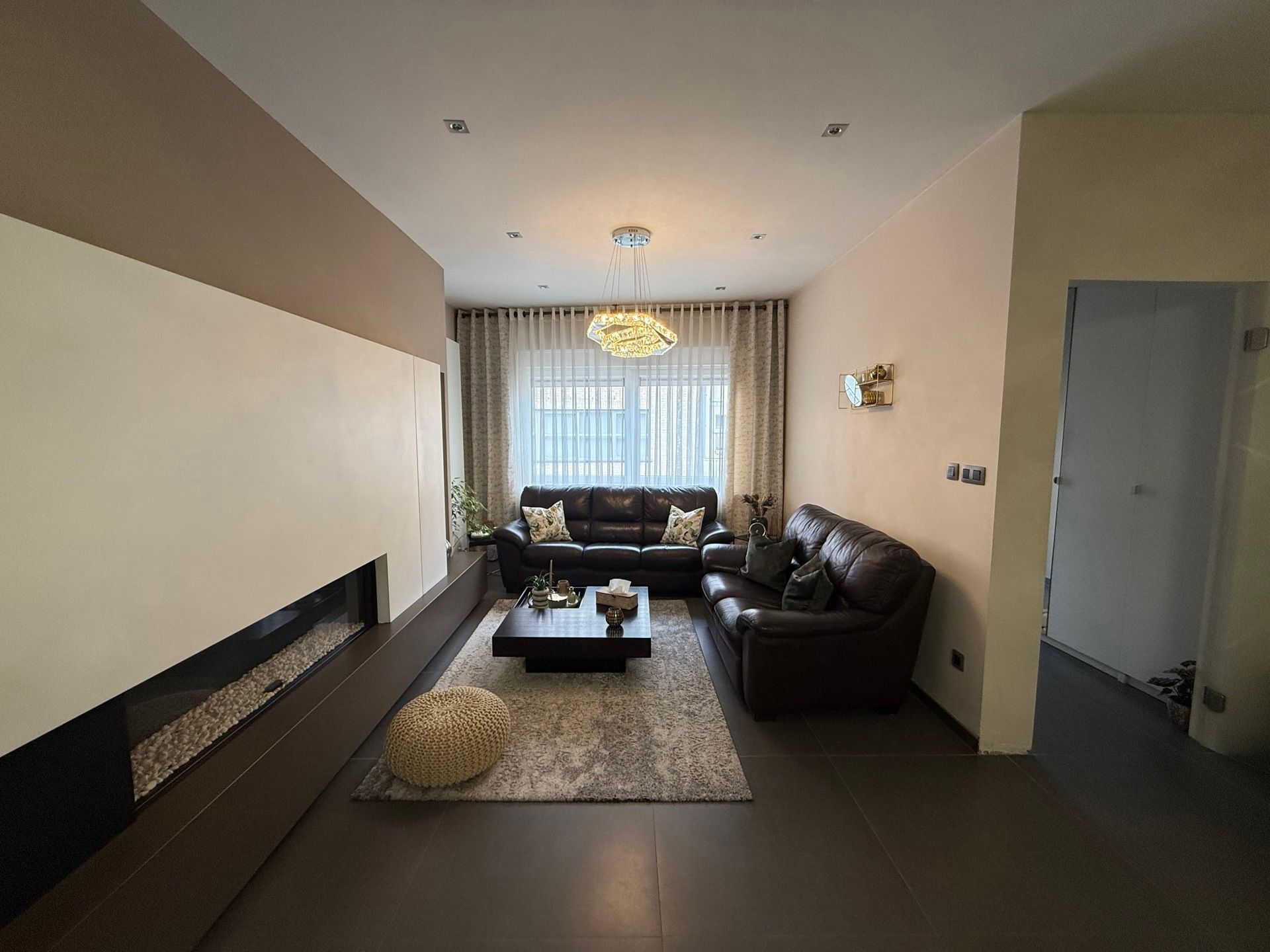 ERPE - Ruime, gerenoveerde woning met apart bureau/studio. foto 4