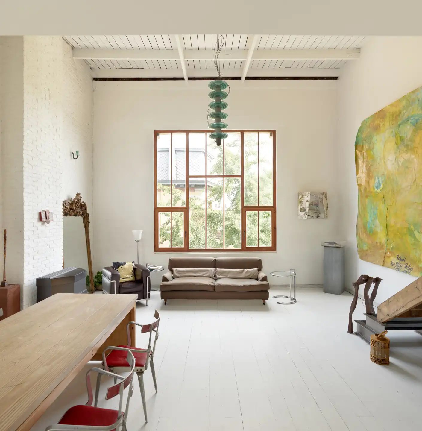 ANTWERPEN - Lichtrijk herenhuis centraal gelegen foto {{pictureIndex}}