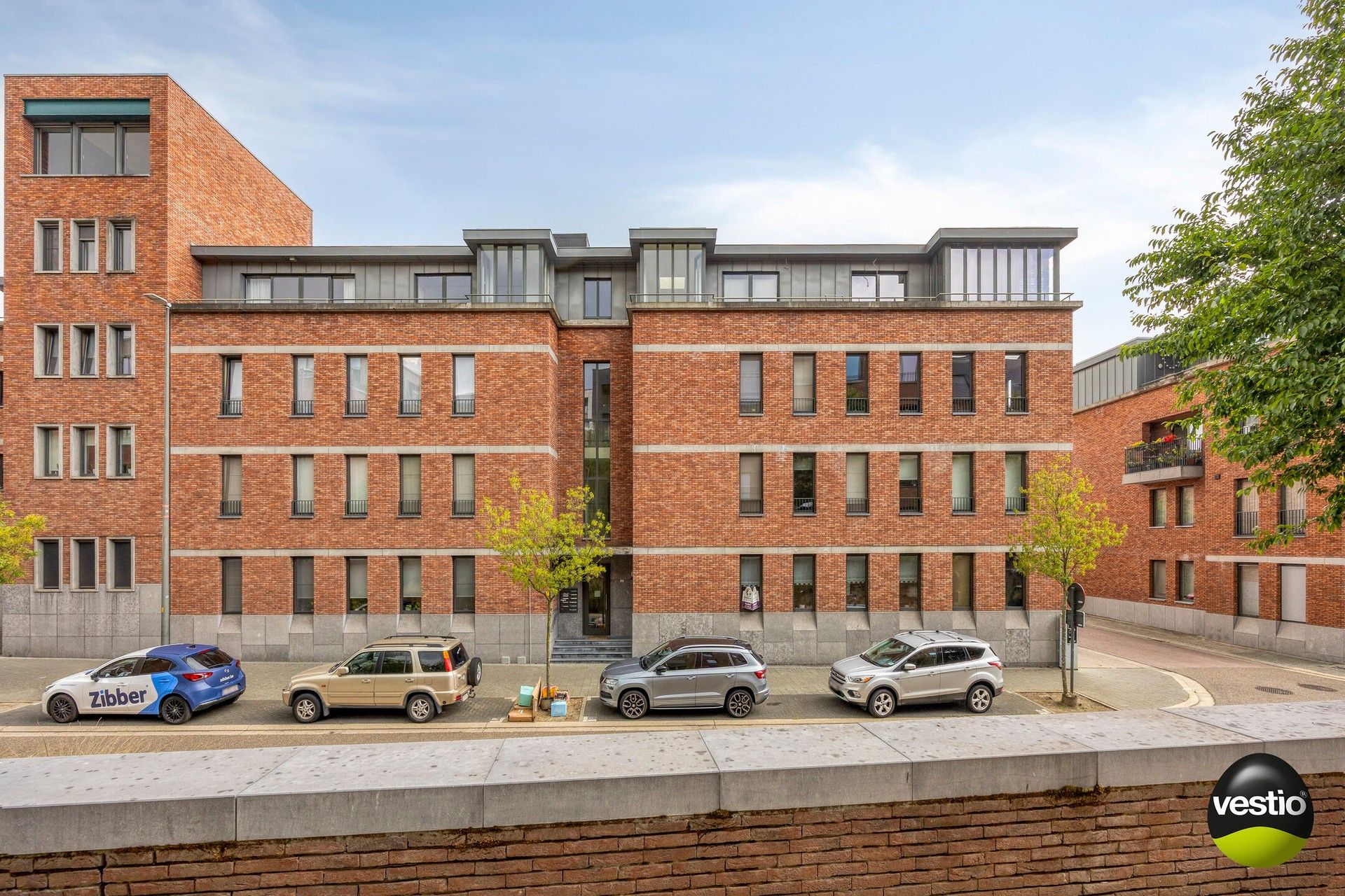 Luxueus dakappartement van 140 m² met 3 slaapkamers en 3 terrassen in hartje Hasselt. foto 5