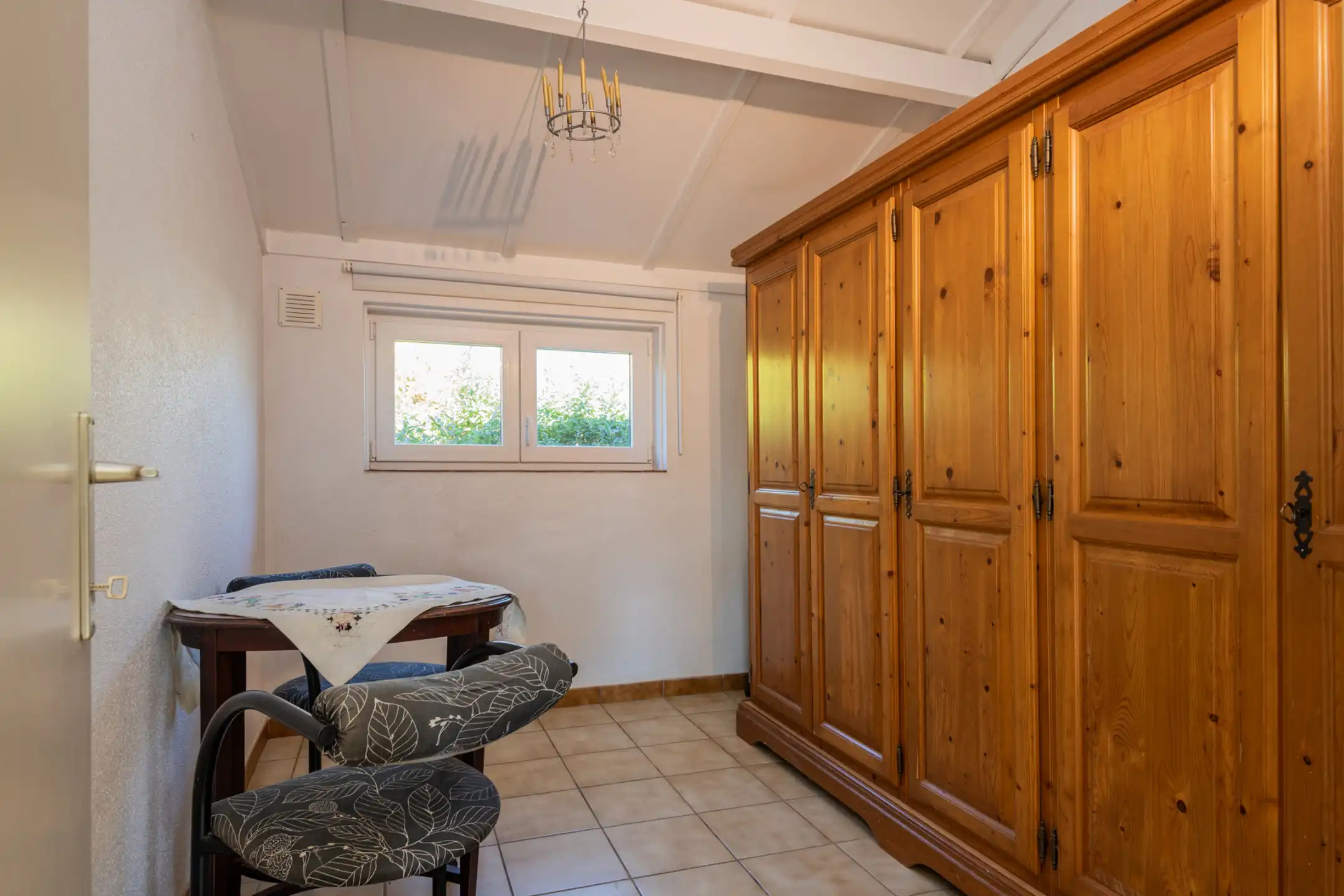 Charmant duinenhuisje aan natuurreservaat – 2 slaapkamers, tuin & parking. foto 11
