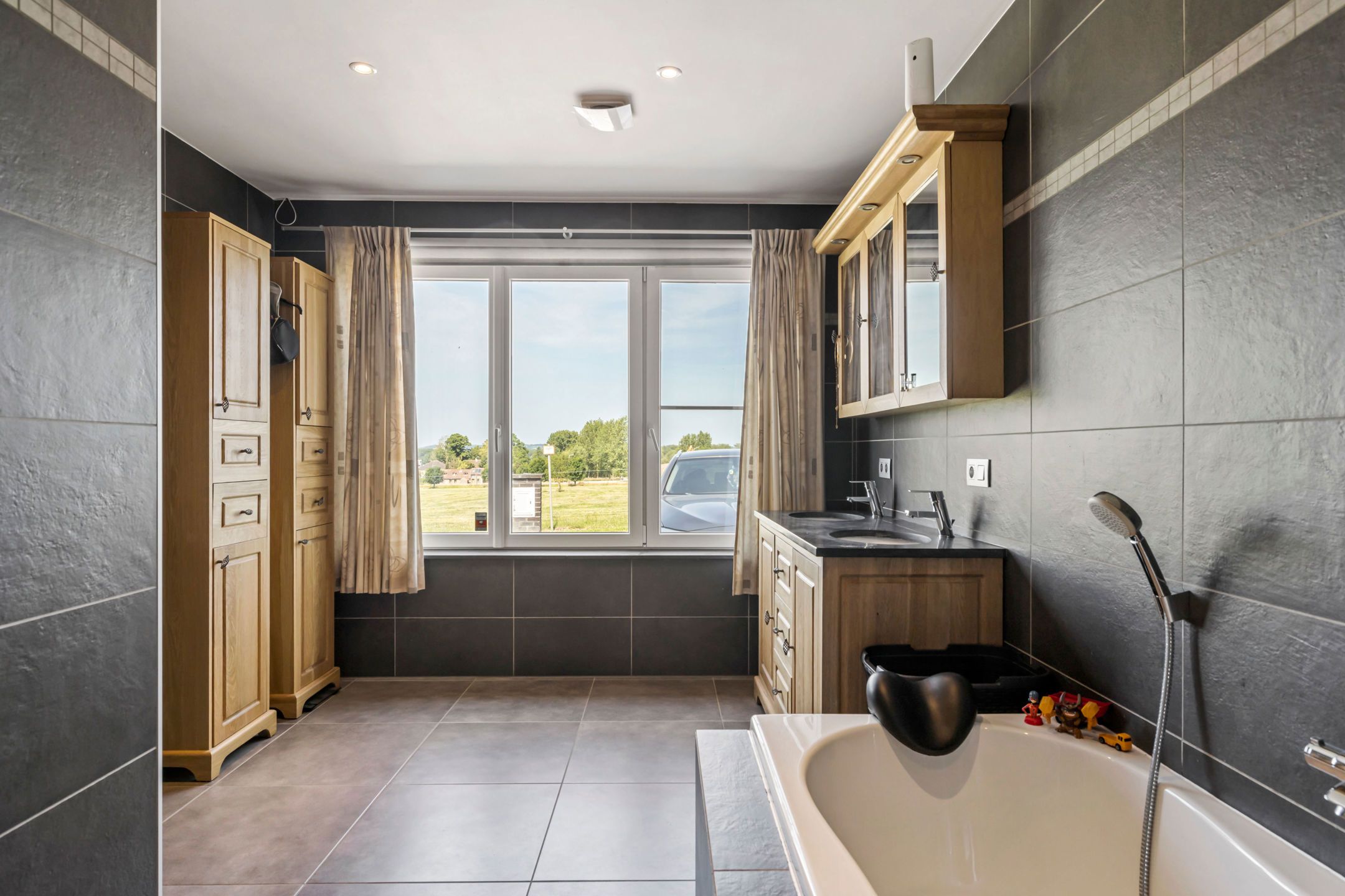 Rme woning 5 slpk met loods en prachtig zicht over Herne foto 12
