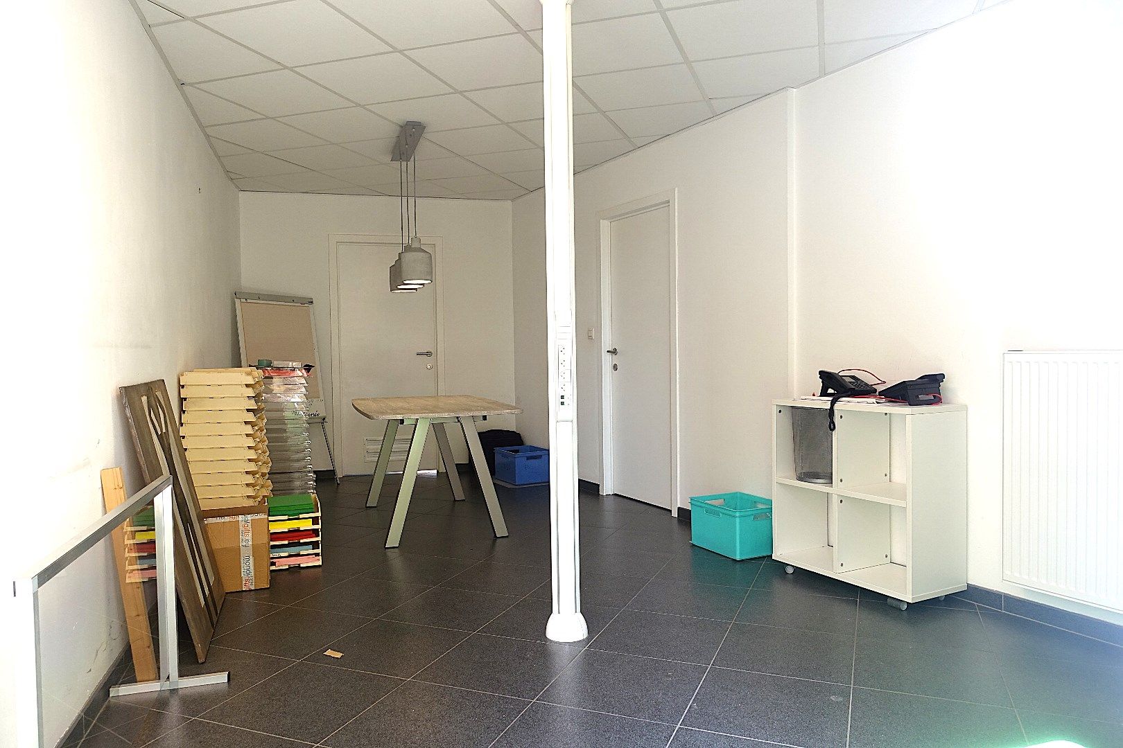 Goed gelegen handelspand op commerciële ligging te Lichtervelde foto 10