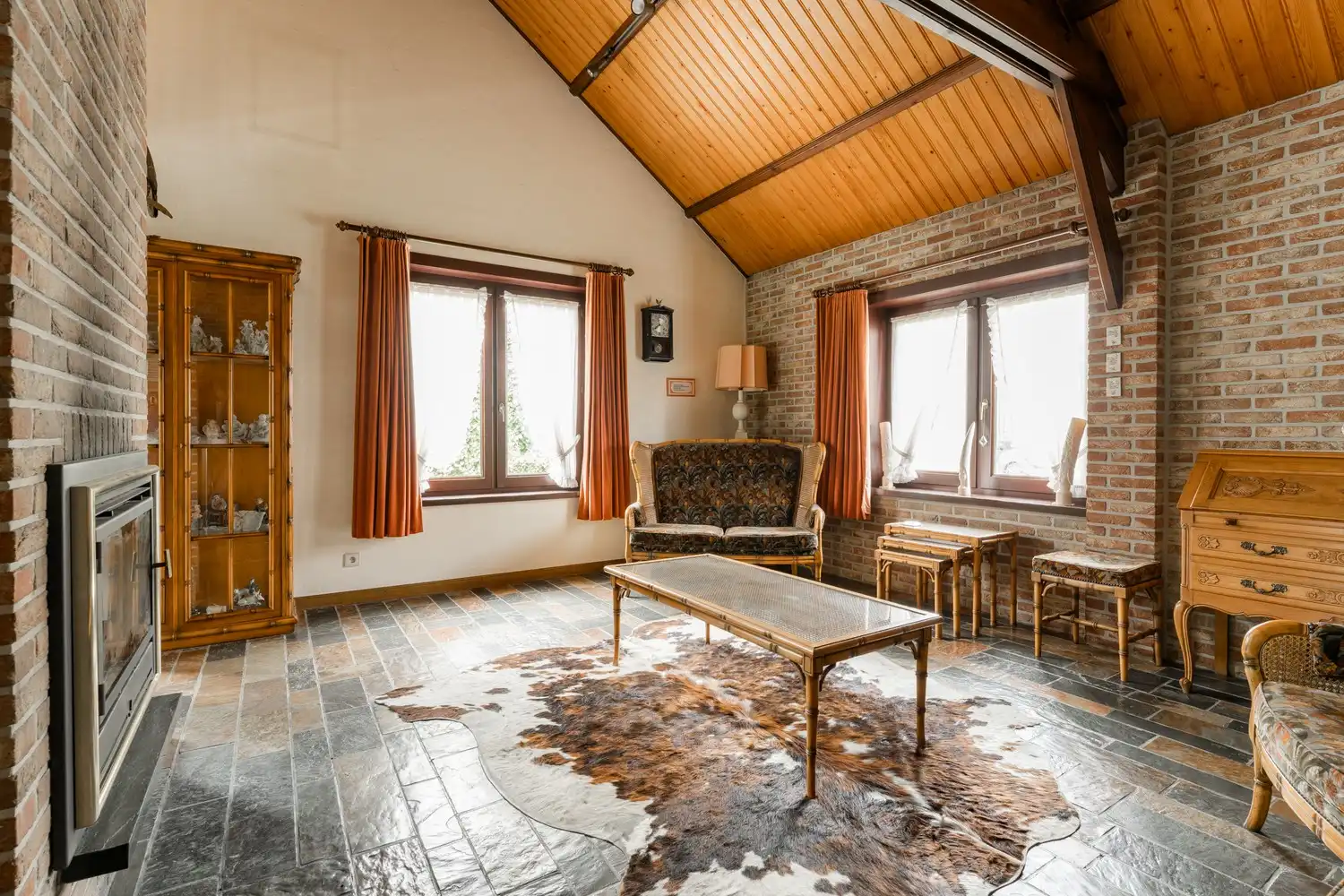 Karaktervolle woning in het centrum van Hamont met een mooi perceel grond foto 8