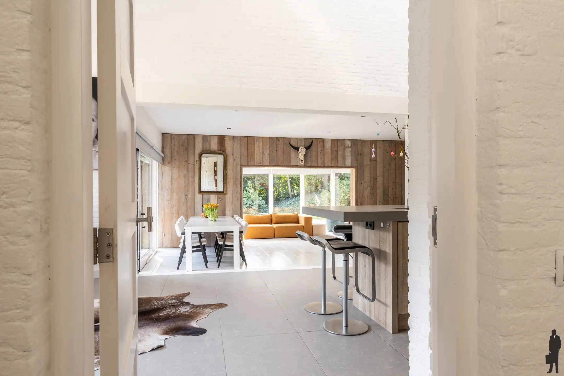 In de Meerse bergen treffen we op een ruim perceel van ca. 2.735m² deze knappe, lichtrijke villa foto 5