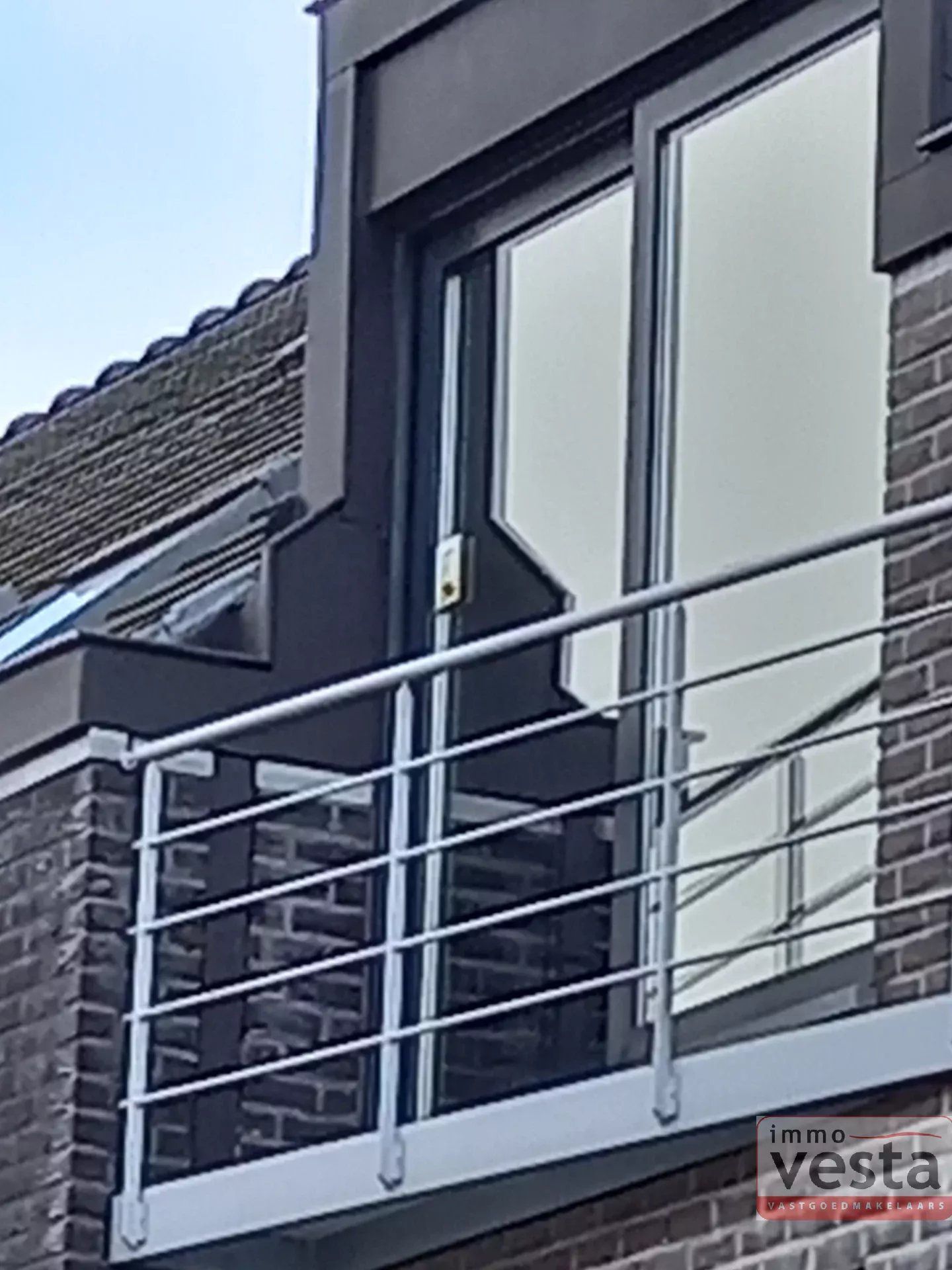 Ruim appartement in Sint-Truiden foto 2