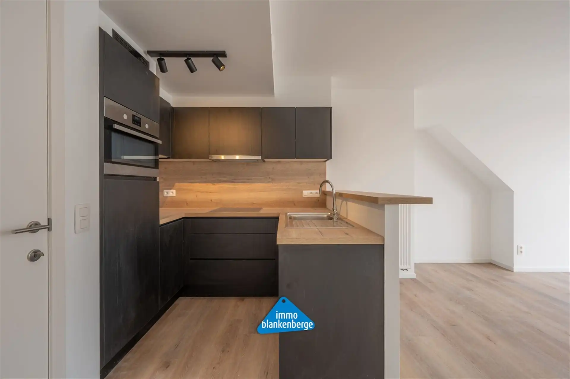 Prachtig nieuwbouw duplexappartement in het hart van Blankenberge, vlak bij de Zeedijk foto 7