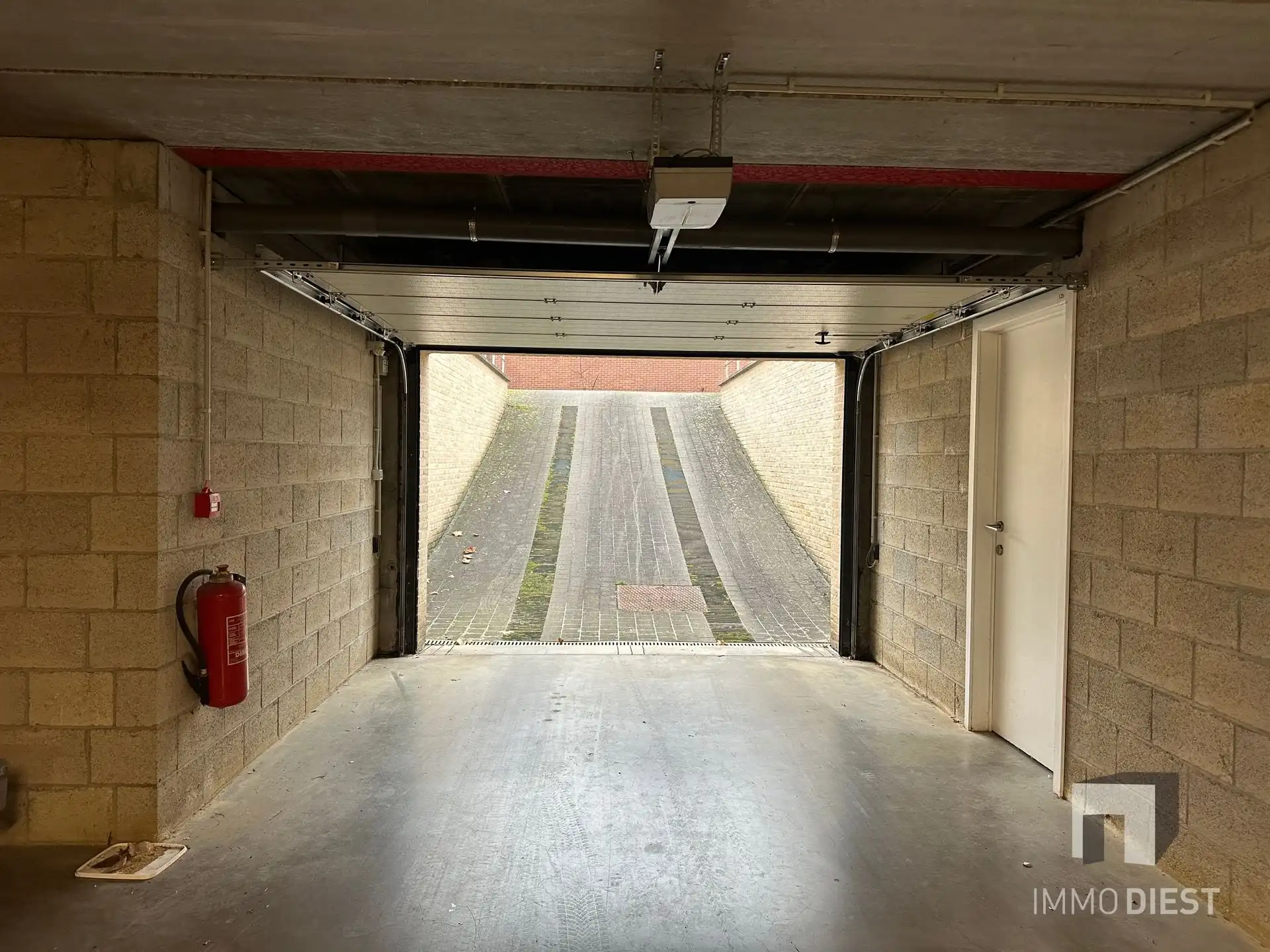 Ruim en energiezuinig duplexappartement (105 m²) met zonnig terras in Schaffen foto 27