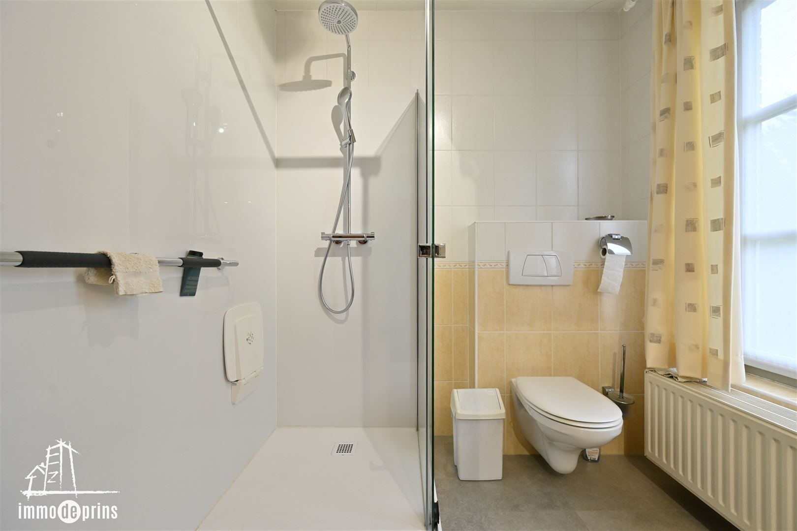 HOB met 3 slaapkamers foto 17