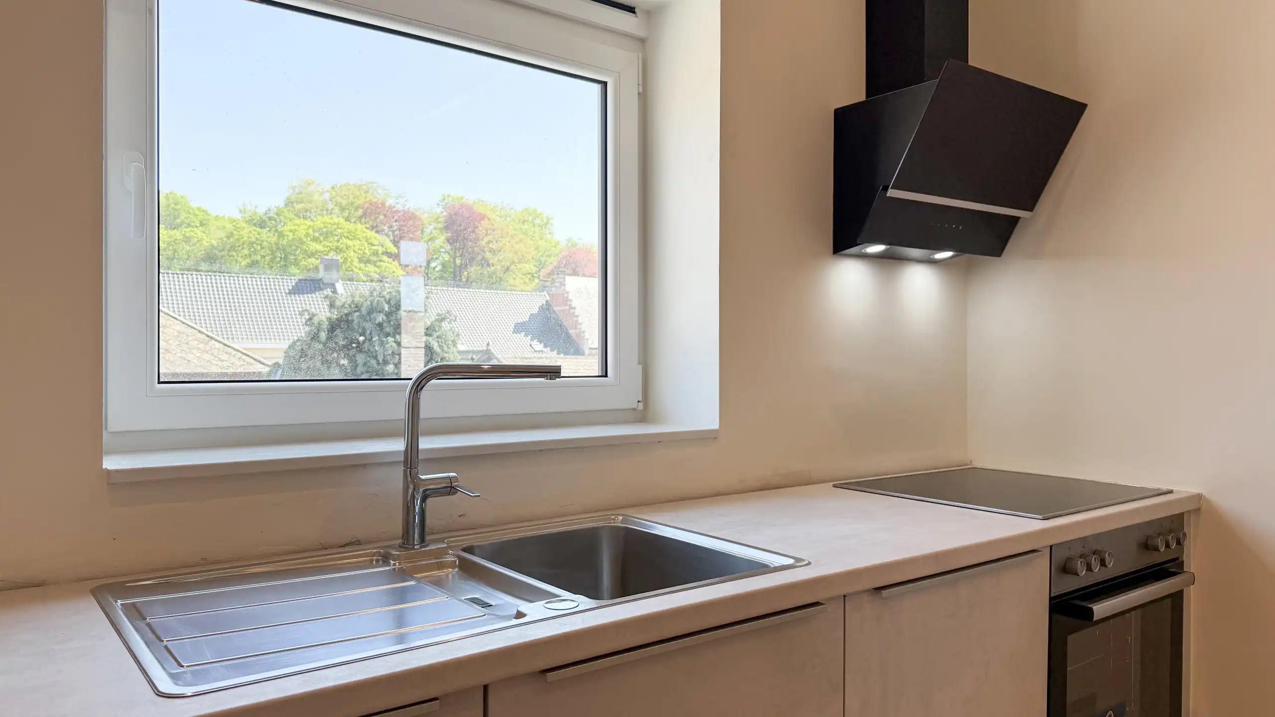 Unieke investeringspand, volledig vernieuwd, handel+ 2app! foto 55