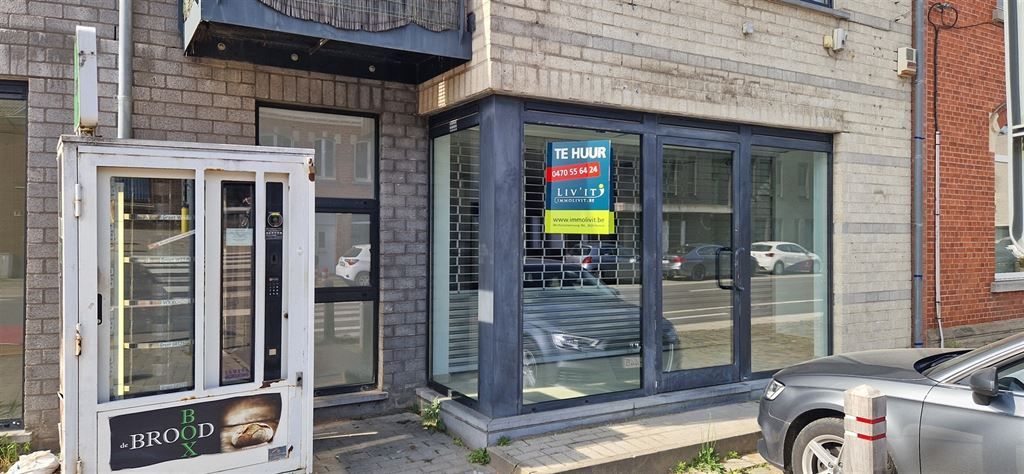 Commerciële ruimte met veel visibiliteit! foto 2