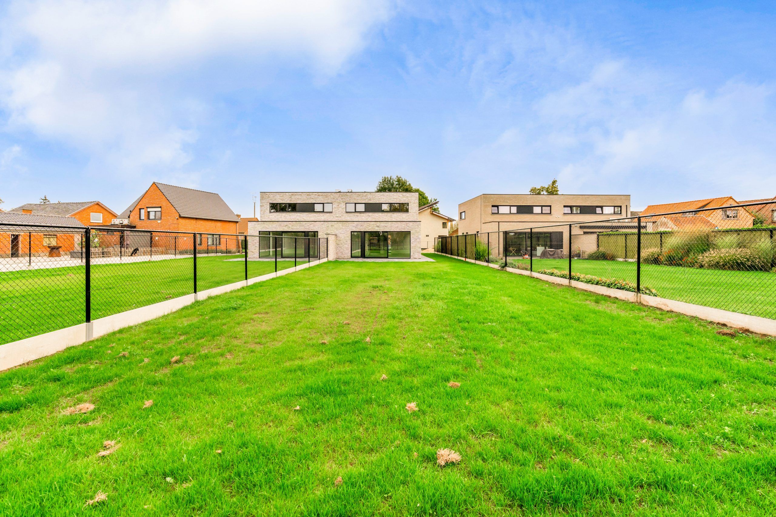 Knappe nieuwbouwwoning met 3 slaapkamers op perceel van 5a 37ca! foto 21