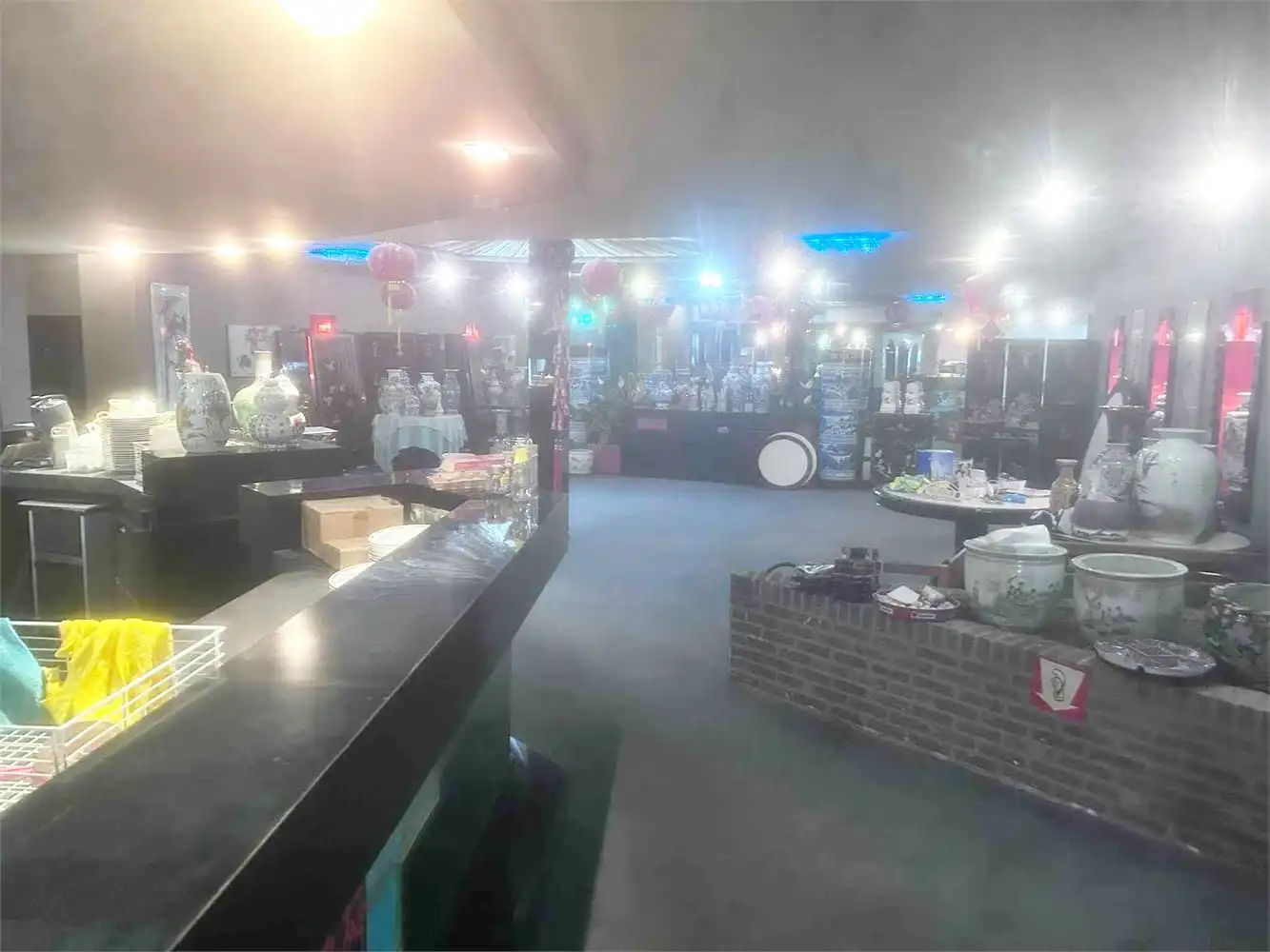 RUIM COMMERCIEEL PAND 450 M2 MET PARKING OP TOPLOCATIE foto 5