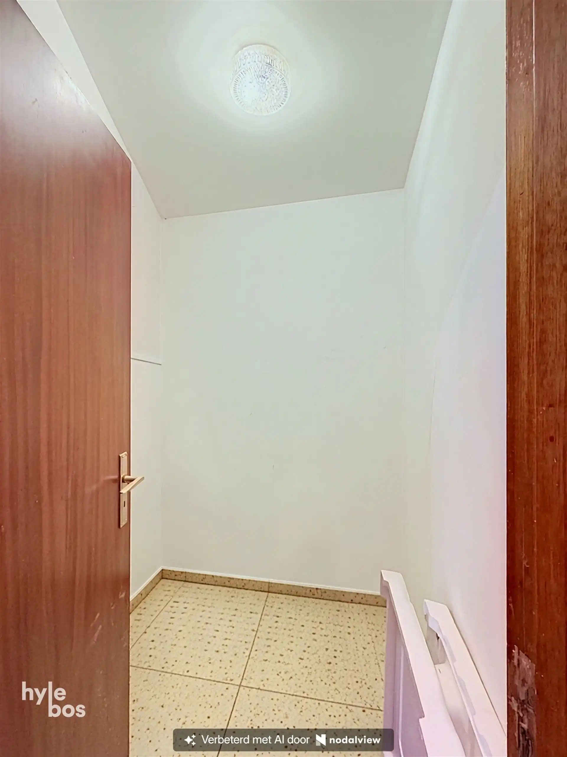 Aan de stadsrand gelegen appartement foto 6