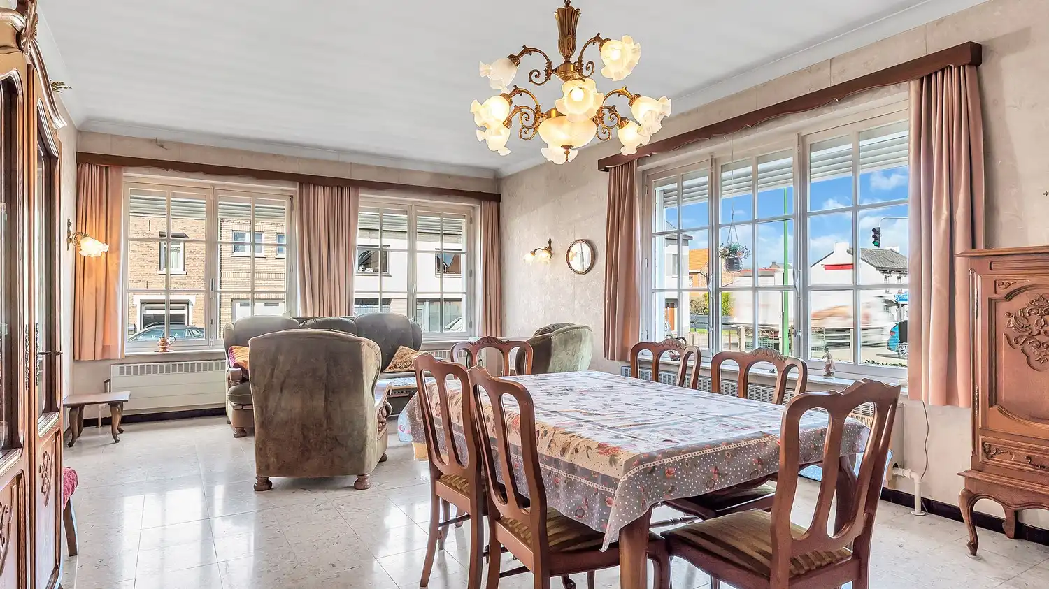 Woning met 3 slaapkamers gelegen in het centrum van Gingelom foto 3